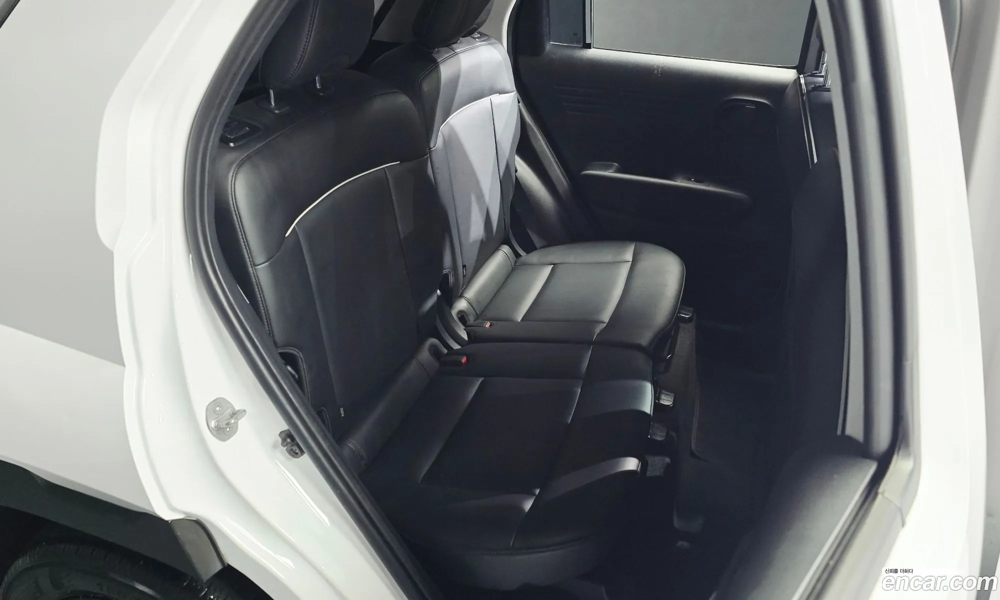 Hyundai Casper 2022 — 22