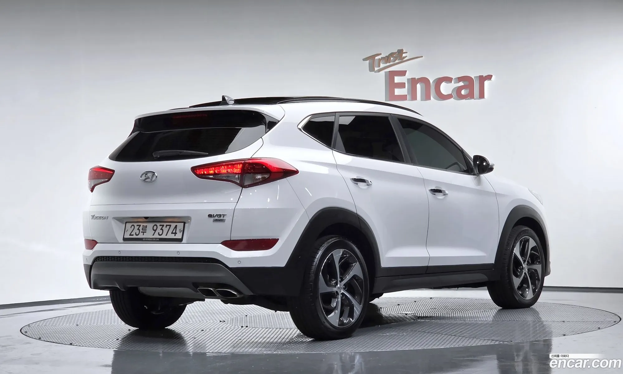 Hyundai Tucson 2015 — 24