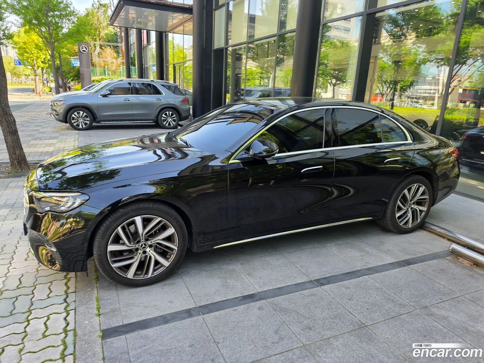 Mercedes-Benz E-Class W214 2024 — 3