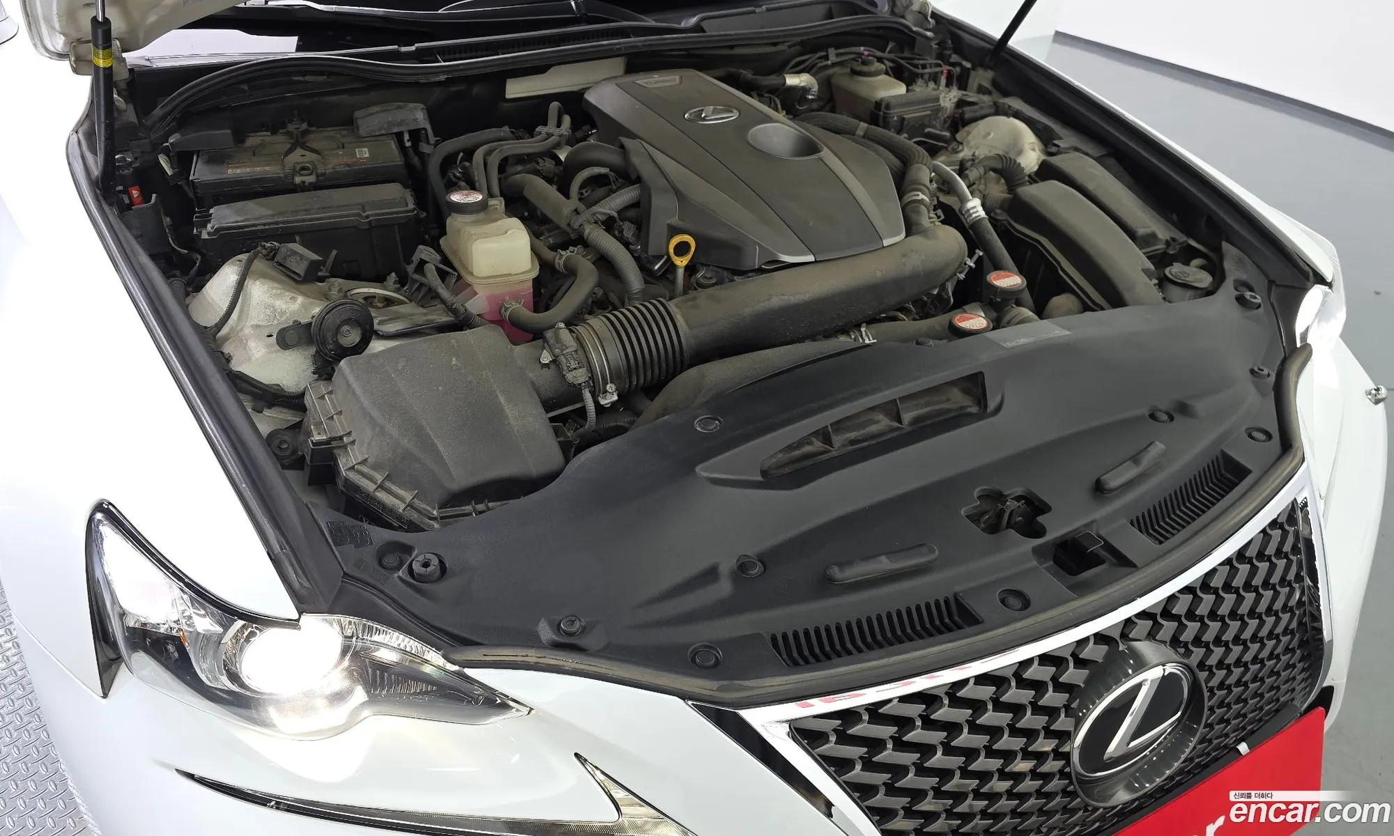 Lexus IS200t 2016 JTHBA5D26G5015242 — 8