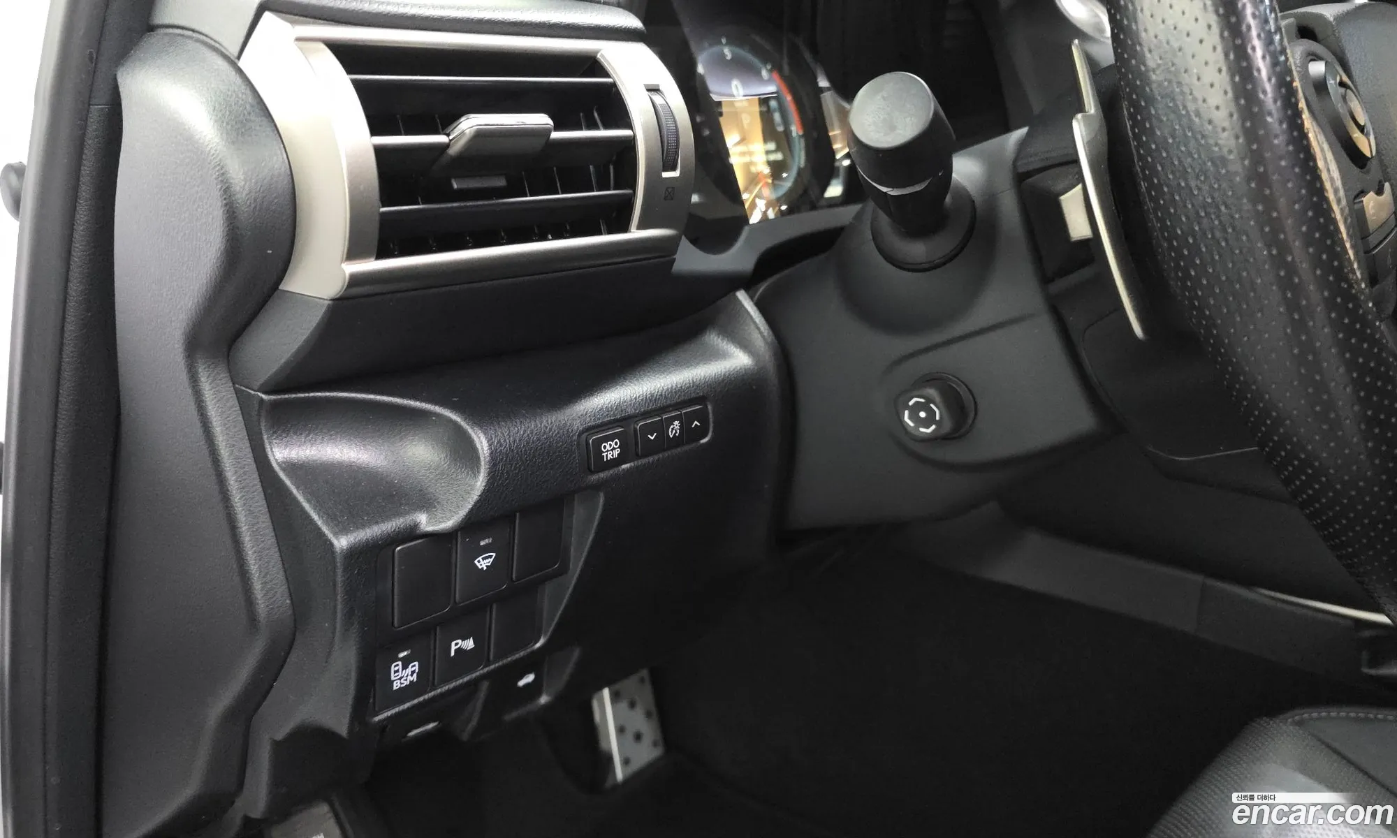 Lexus IS200t 2016 JTHBA5D26G5015242 — 11