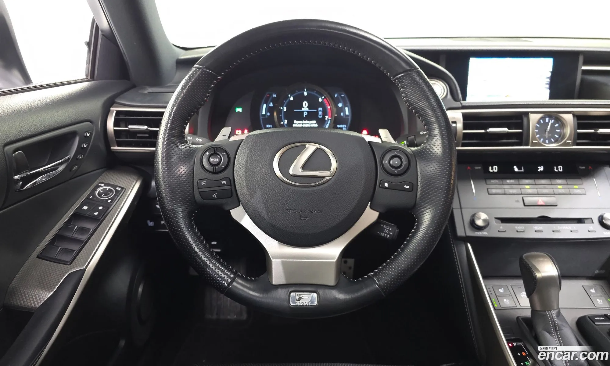 Lexus IS200t 2016 JTHBA5D26G5015242 — 12