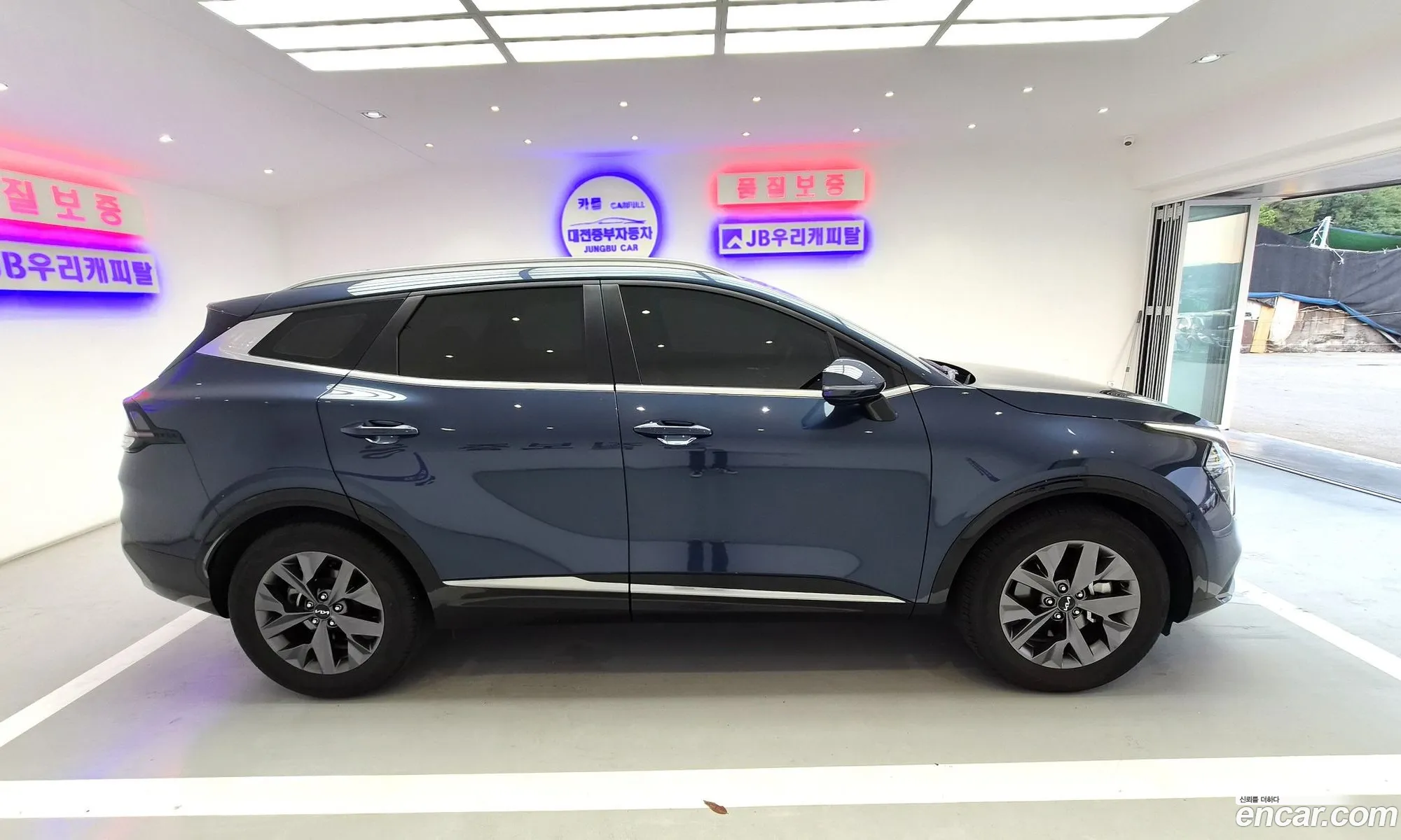 Kia Sportage 2023 — 16