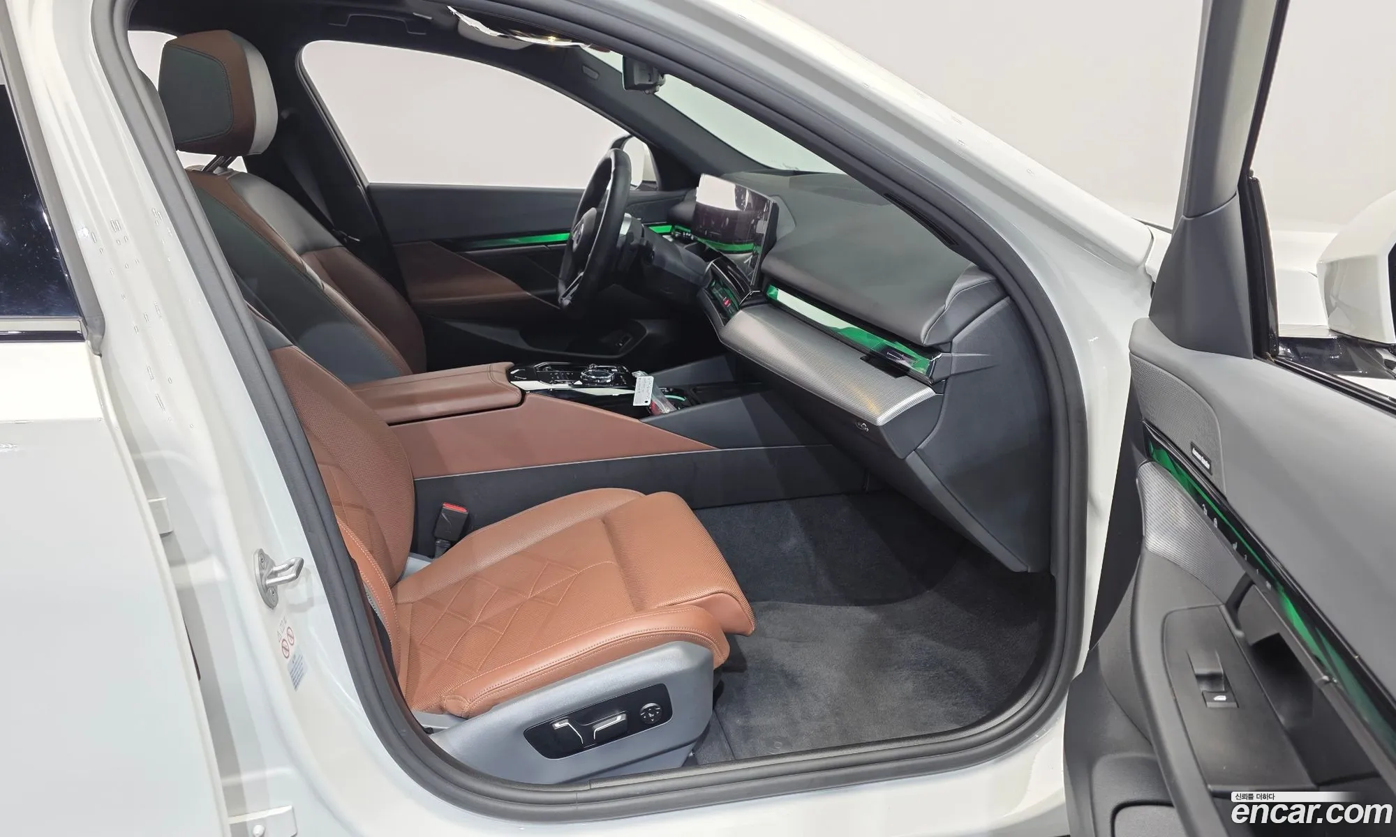 BMW 5 Series 2024 — 24