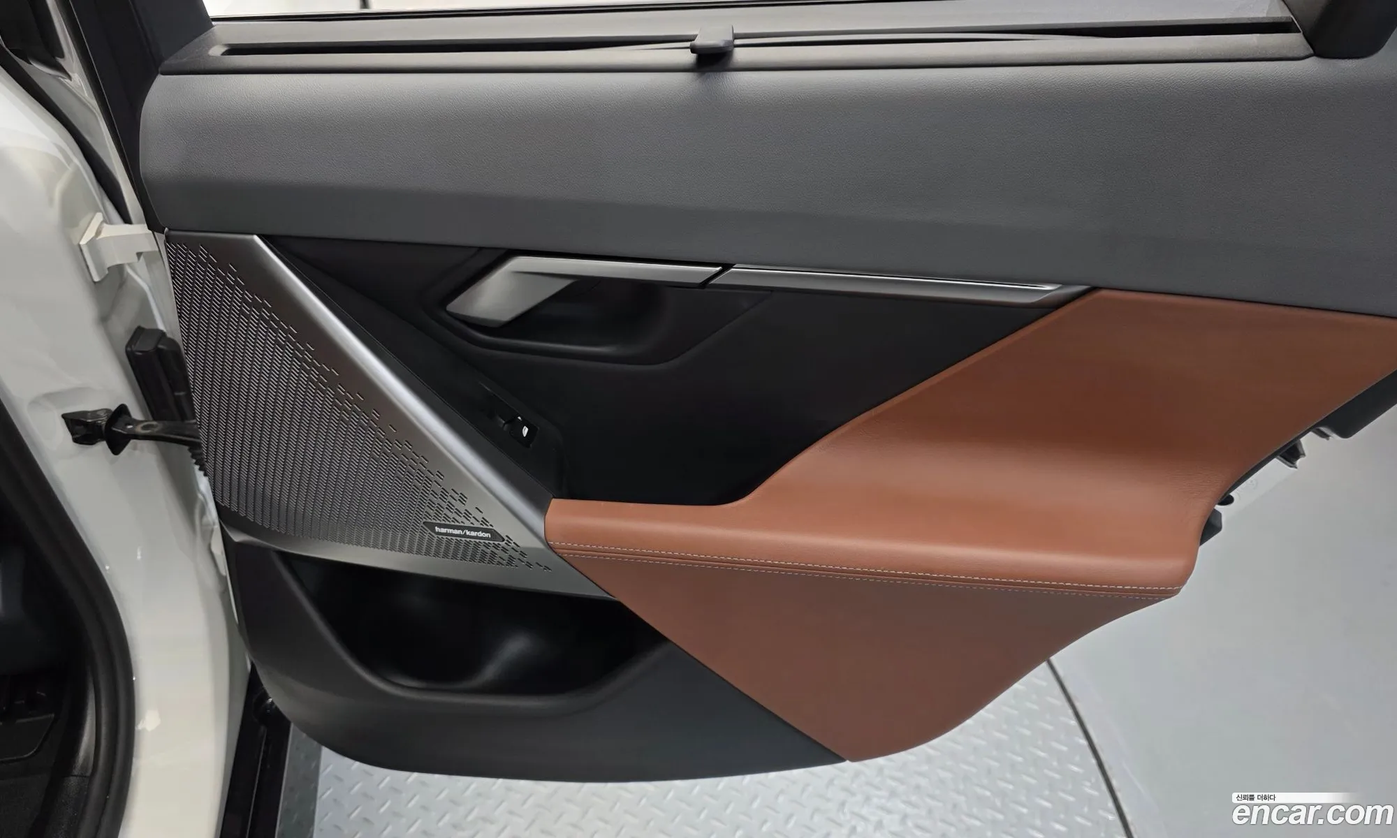 BMW 5 Series 2024 — 8