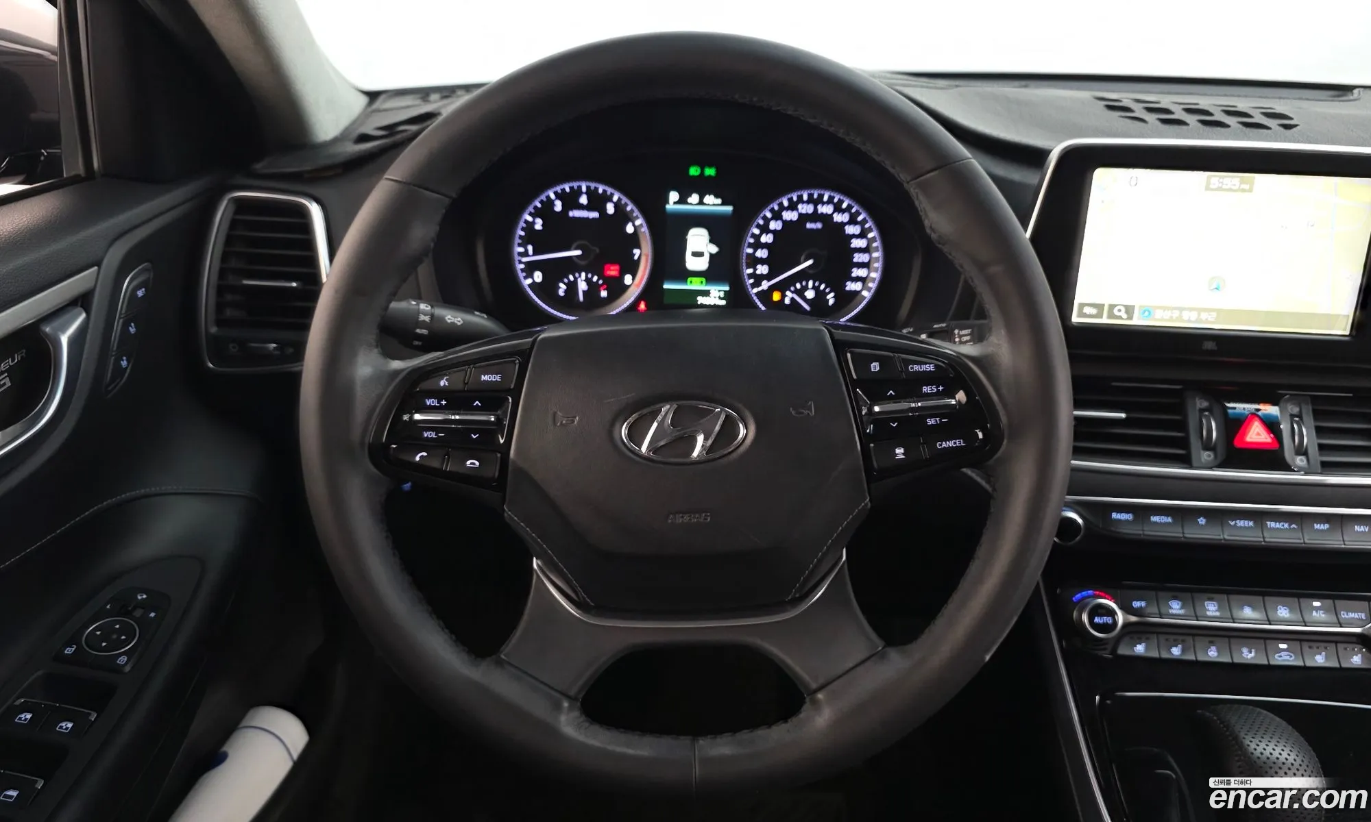 Hyundai Grandeur IG 2017 — 18