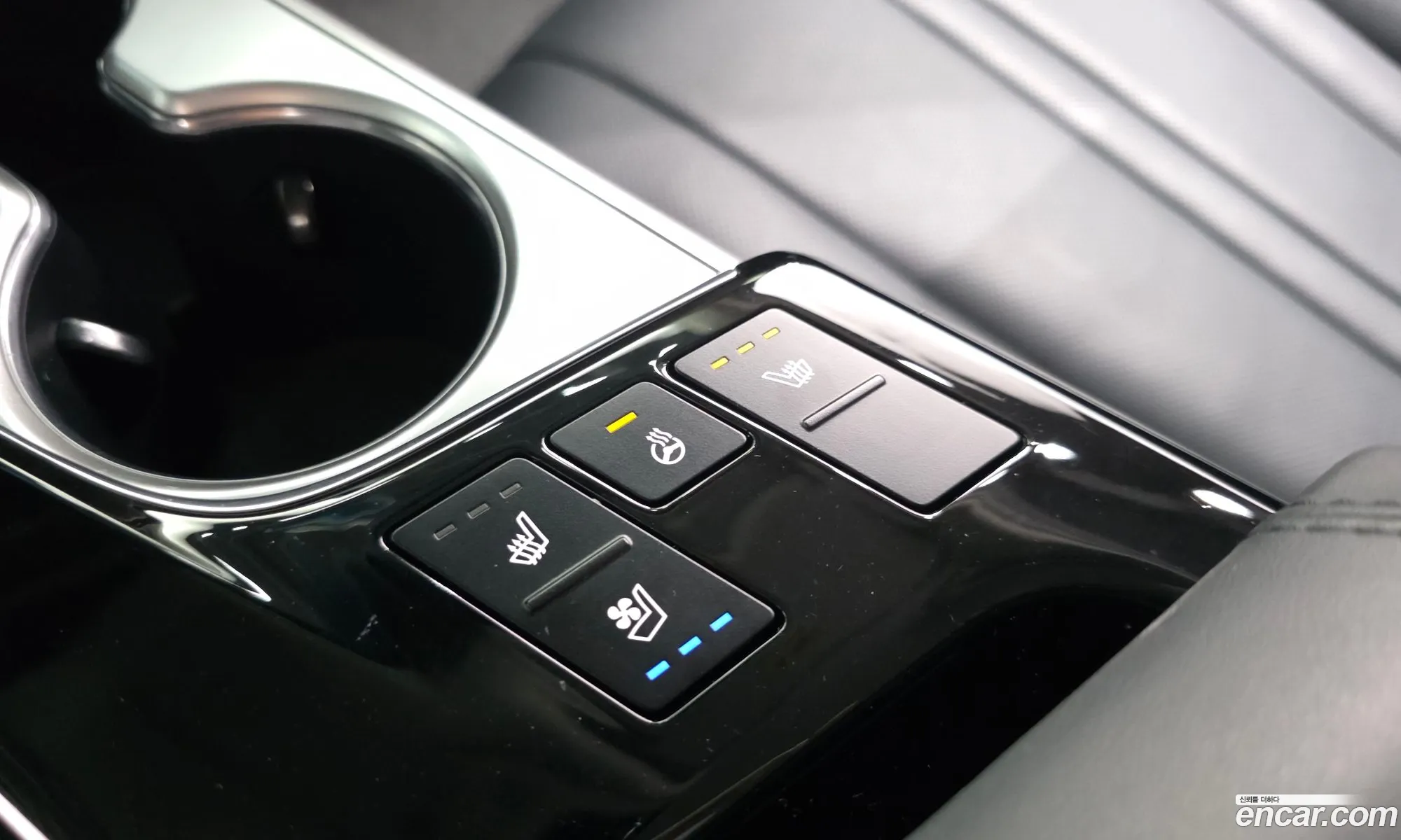 Kia K8 Hybrid 2022 — 16