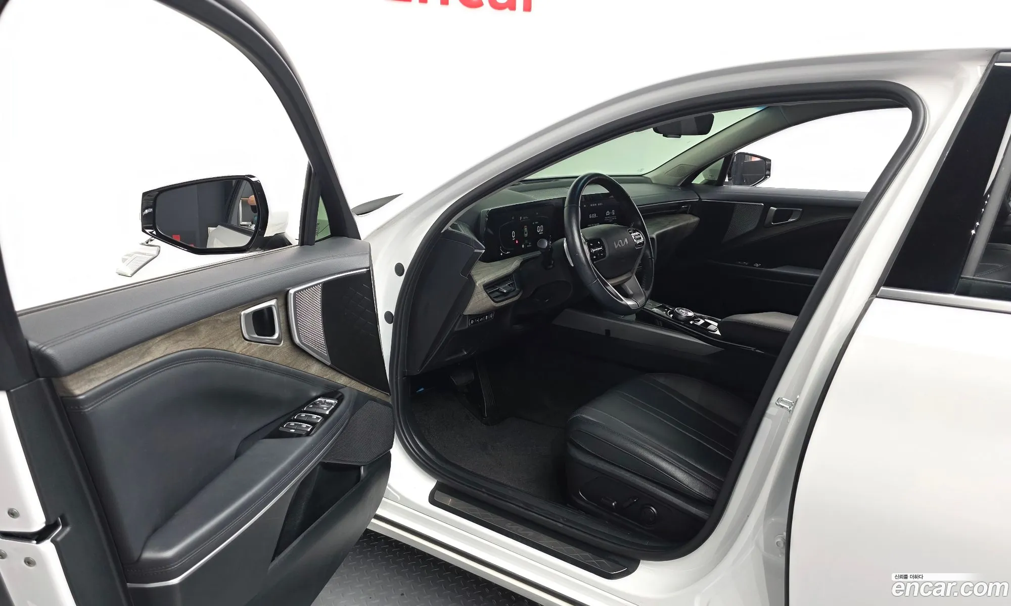 Kia K8 Hybrid 2022 — 15