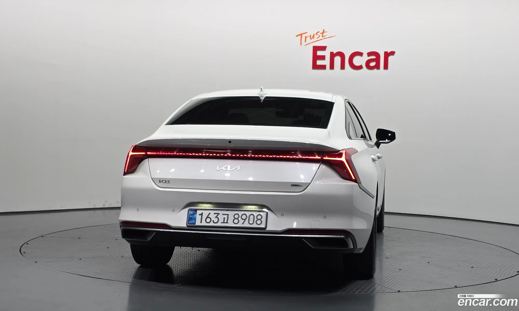 Kia K8 Hybrid 2022 — 5