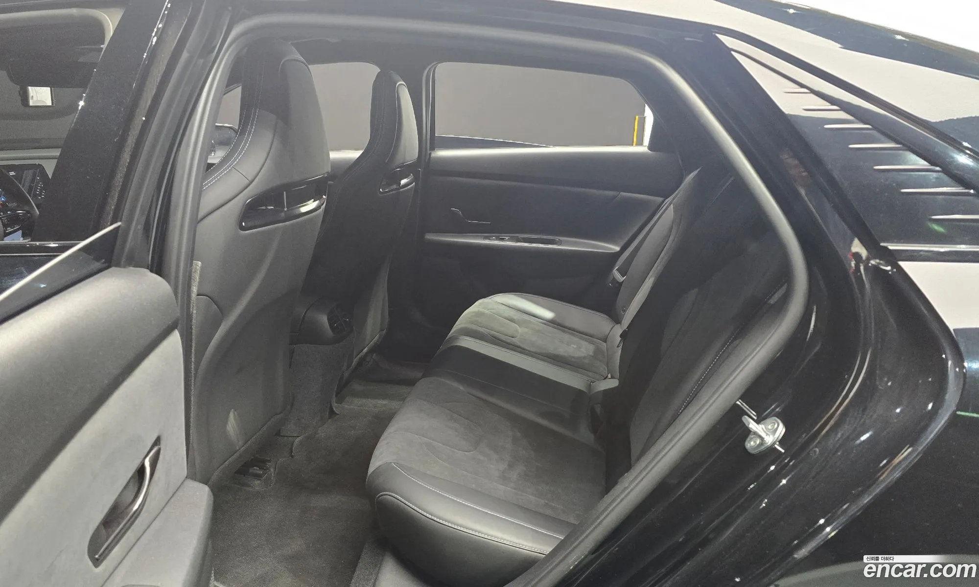 Hyundai Elantra 2021 — 3