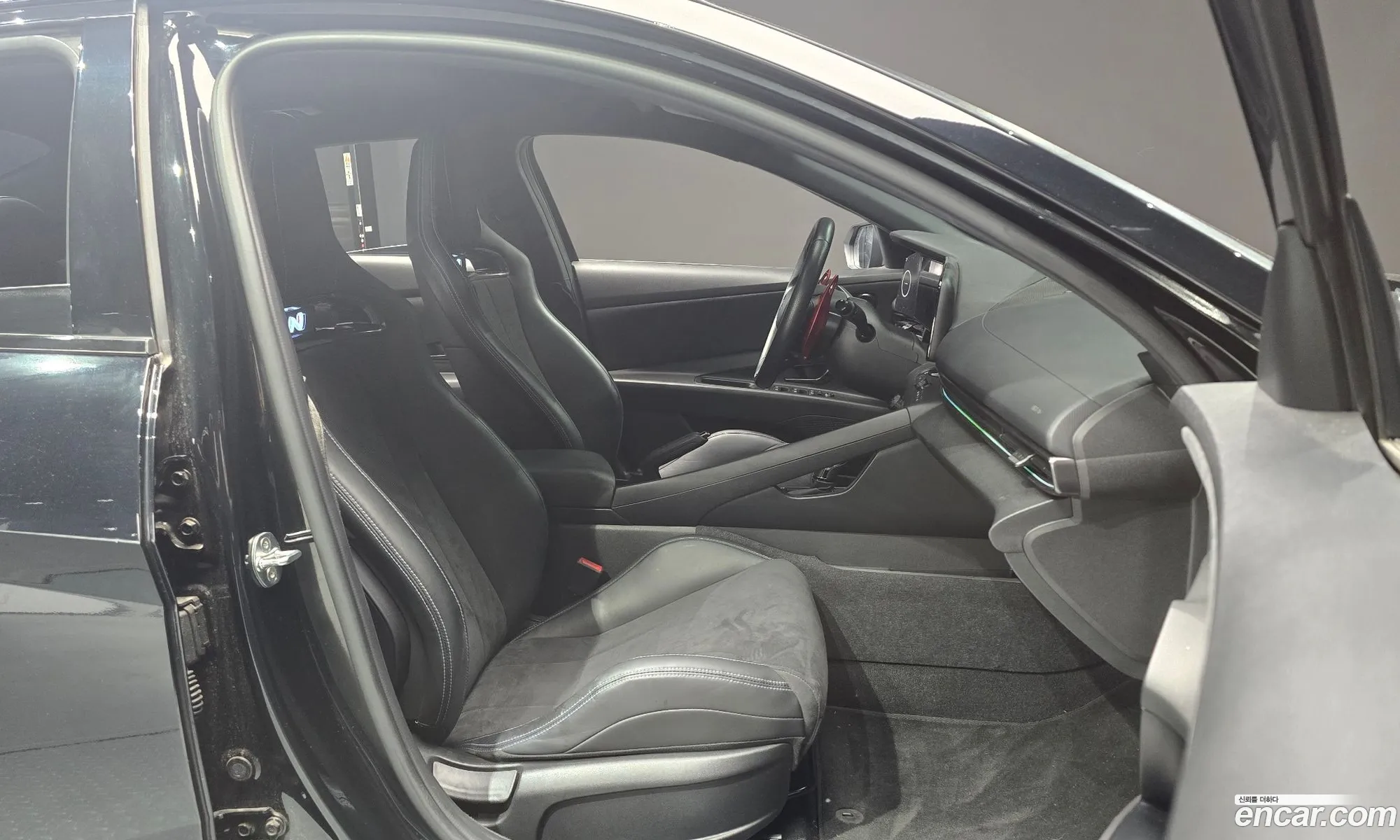 Hyundai Elantra 2021 — 13