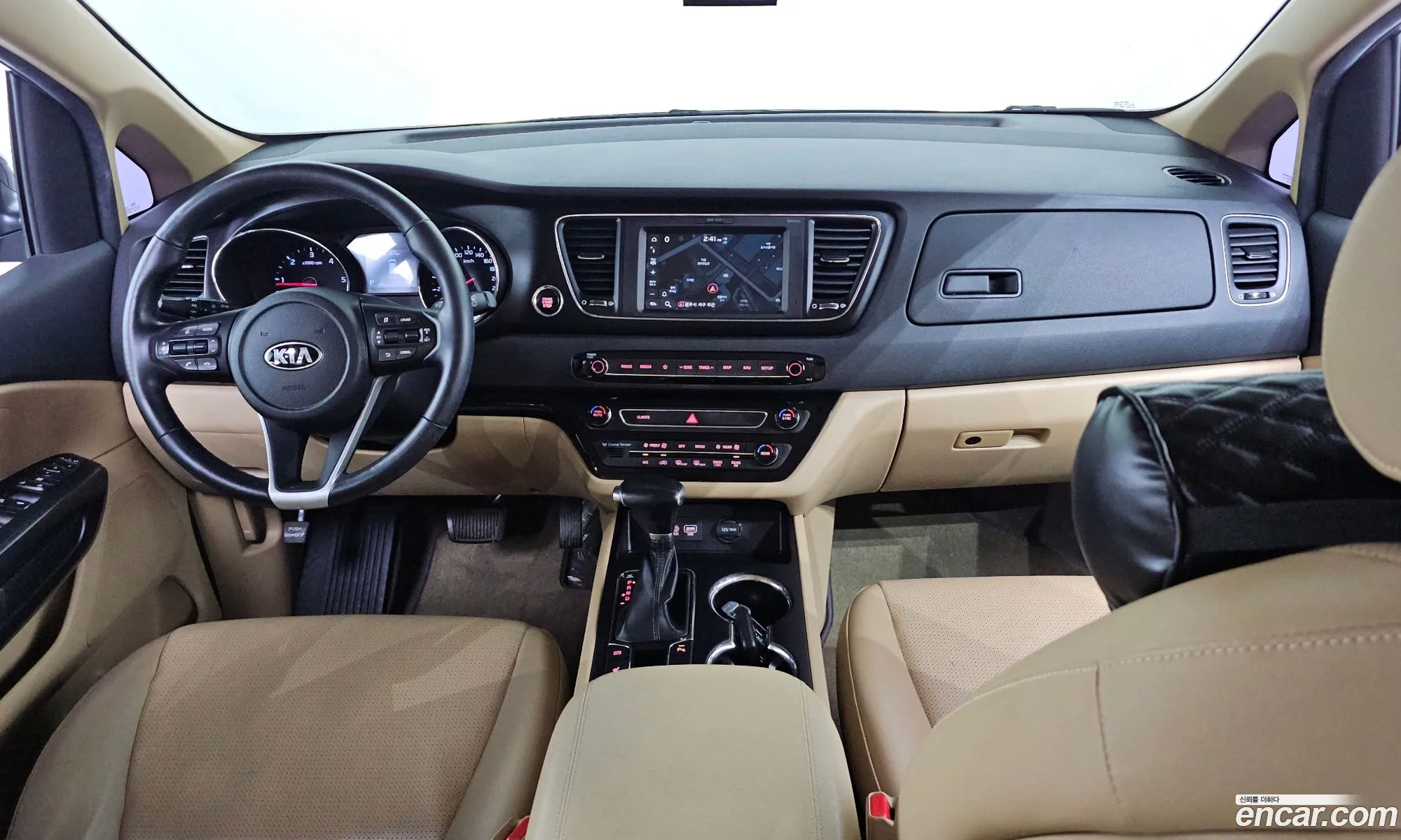 Kia Carnival 2018 — 19