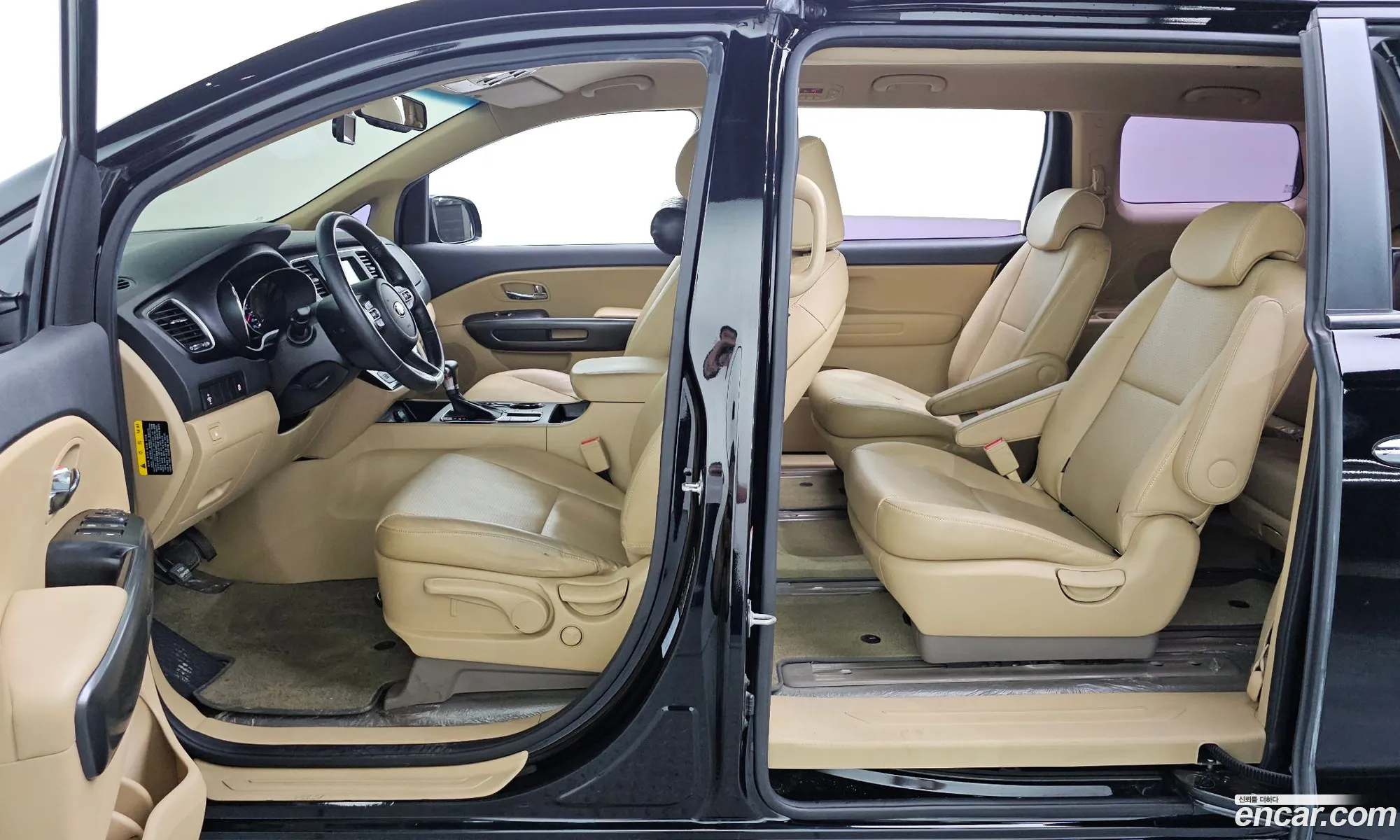 Kia Carnival 2018 — 11