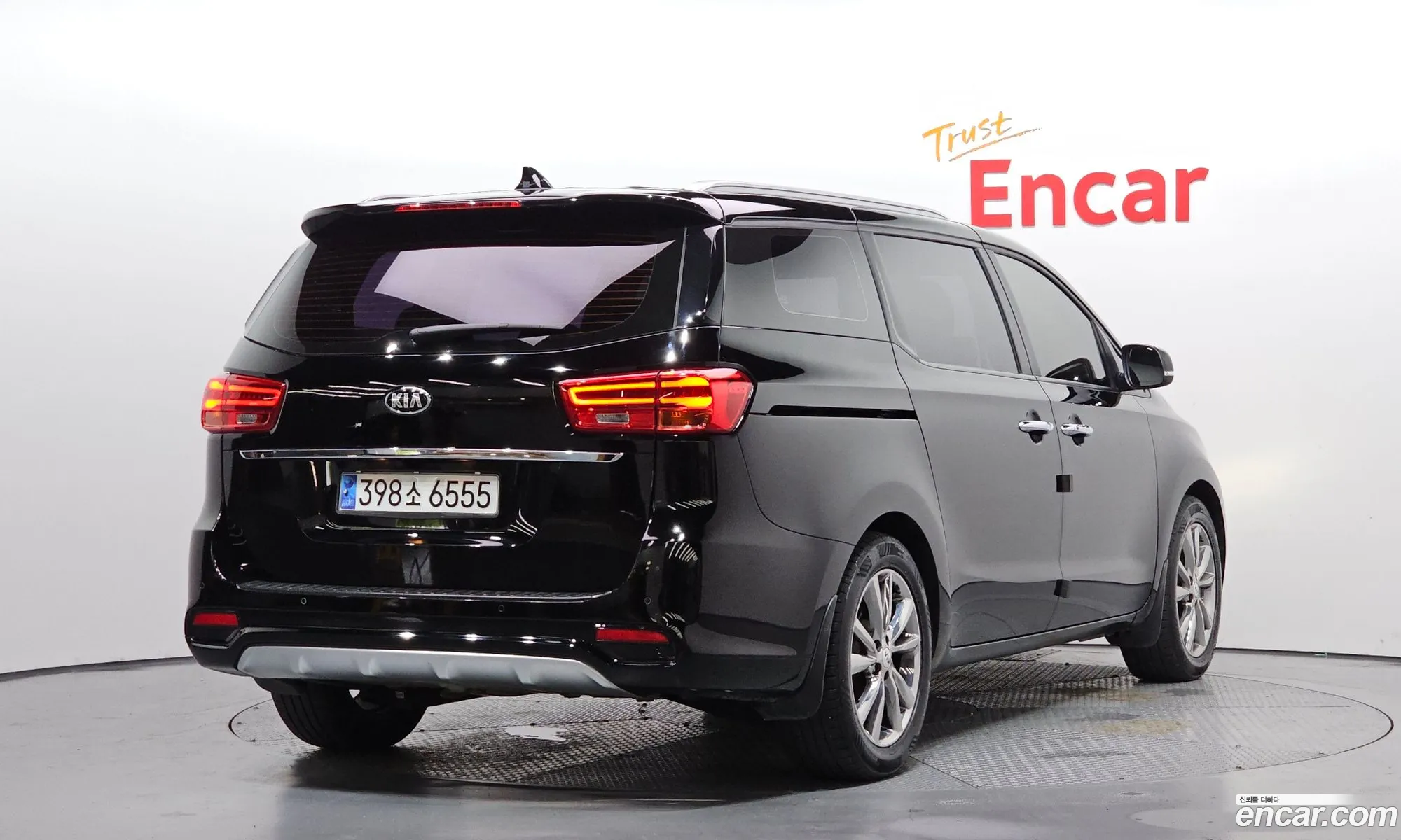 Kia Carnival 2018 — 27