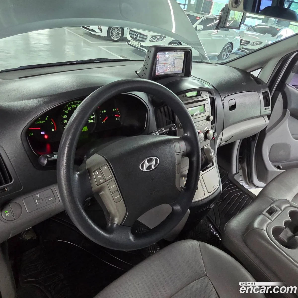 Hyundai Grand Starex 2012 — 7