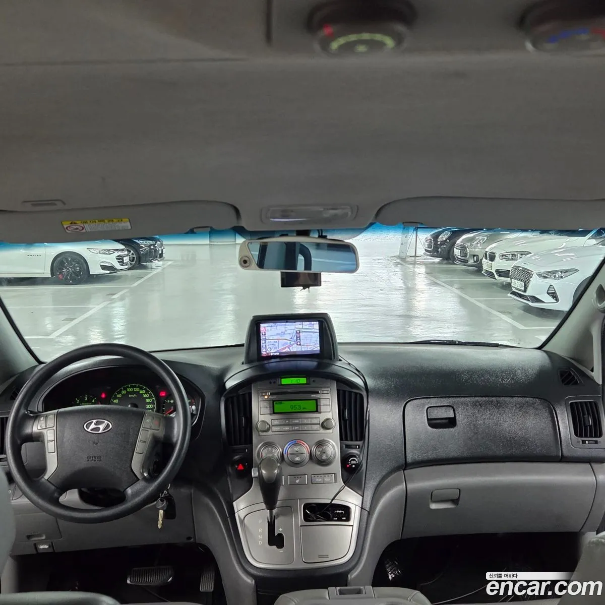 Hyundai Grand Starex 2012 — 12