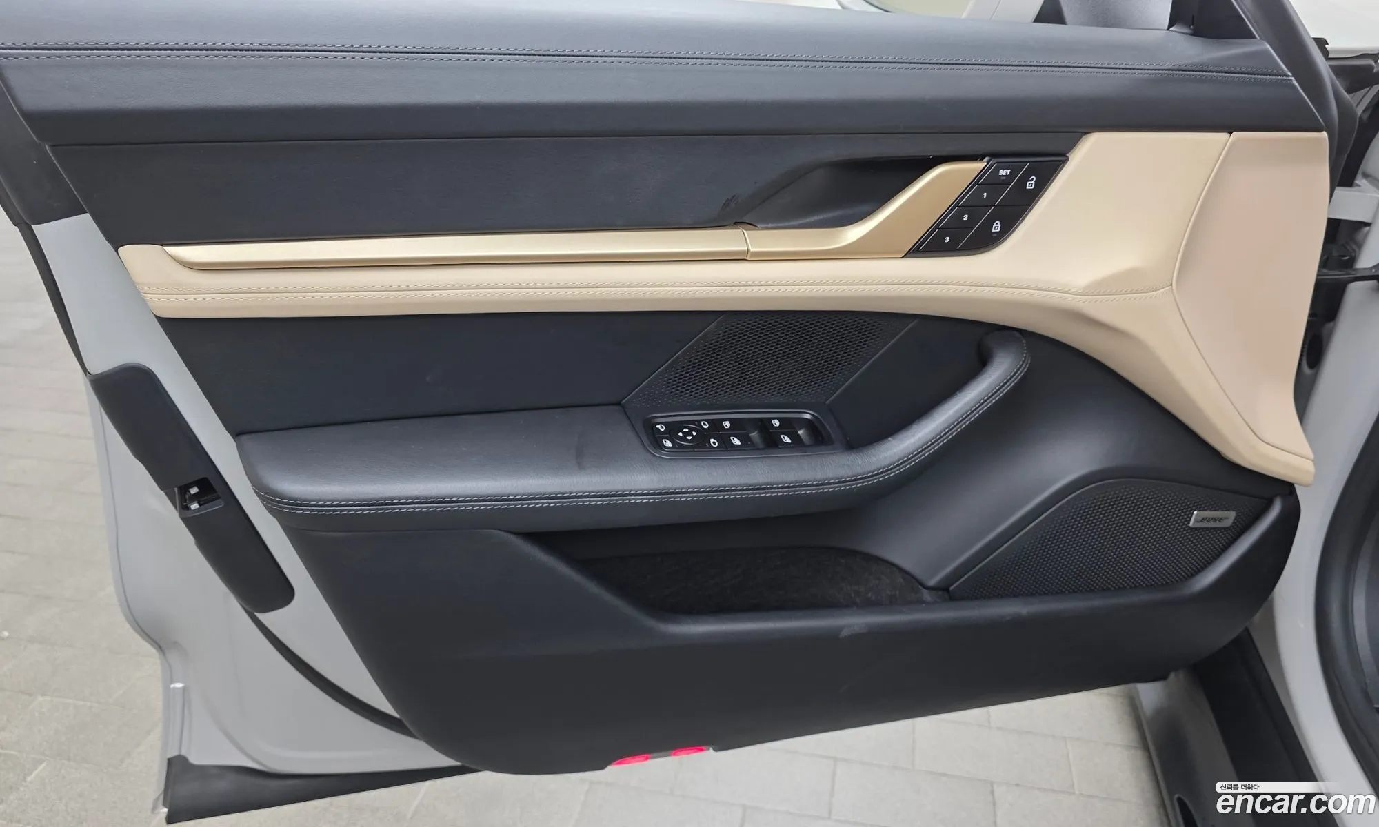 Porsche Taycan 2024 — 7