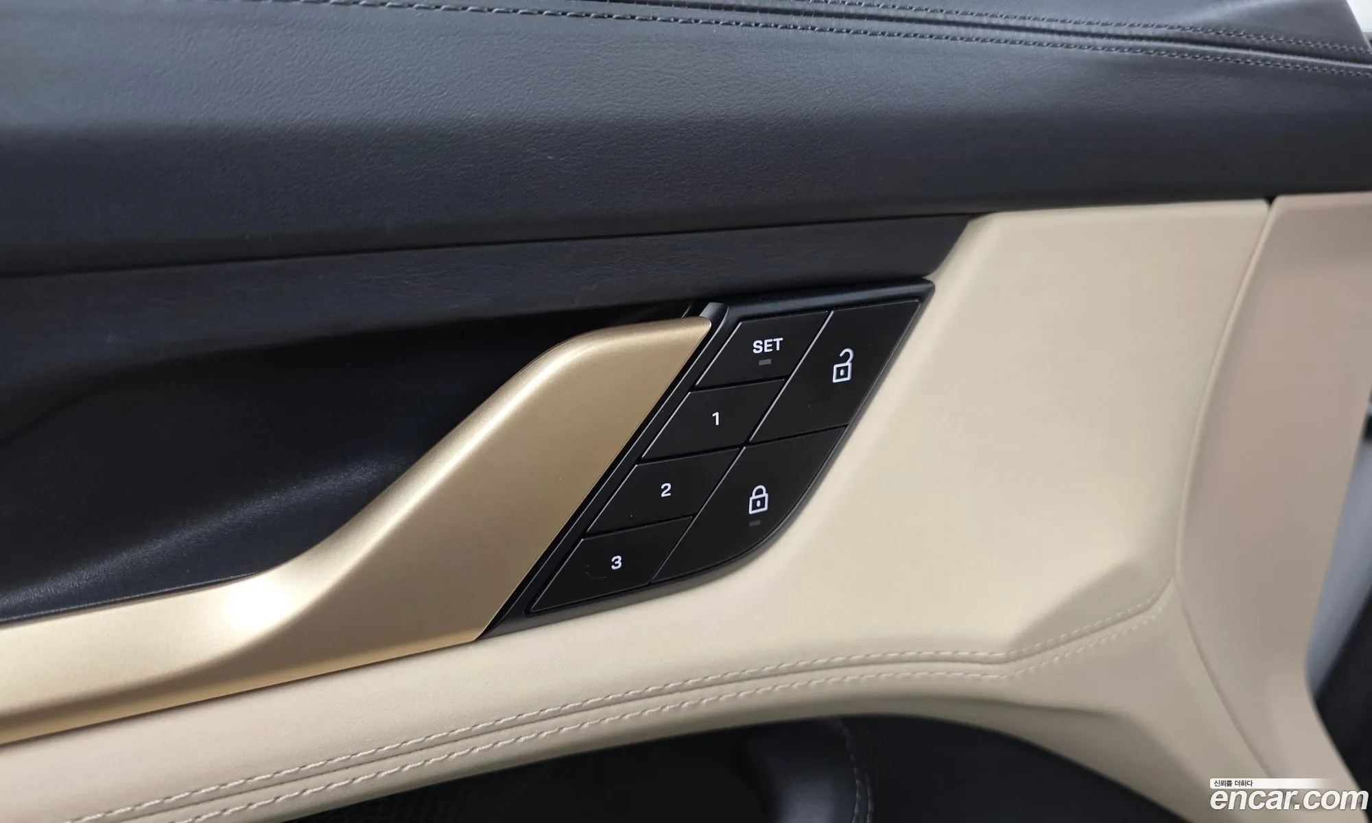 Porsche Taycan 2024 — 14