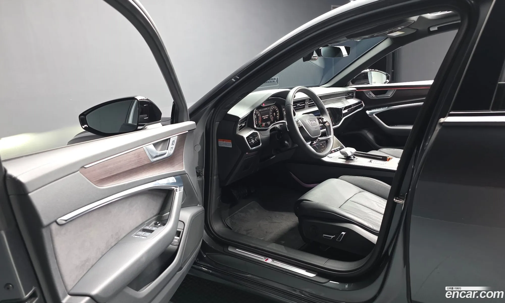 Audi A6 2025 WAUZZZF28SN023040 — 12