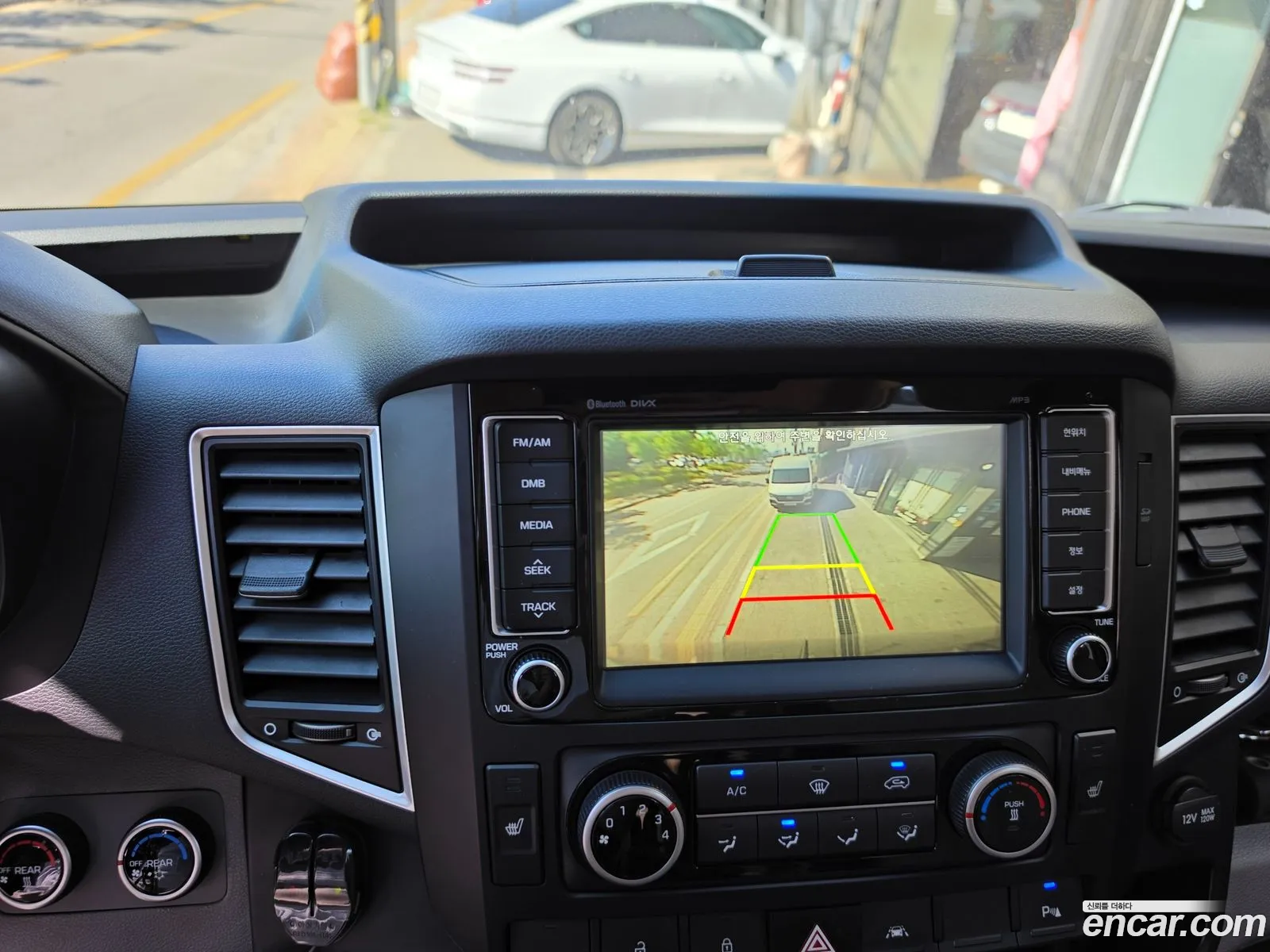 Hyundai Solati 2017 — 4