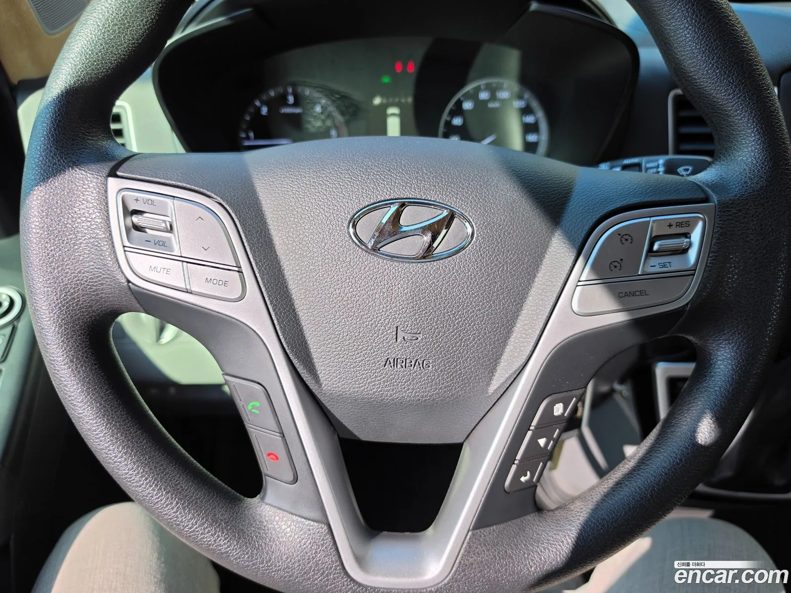 Hyundai Solati 2017 — 3