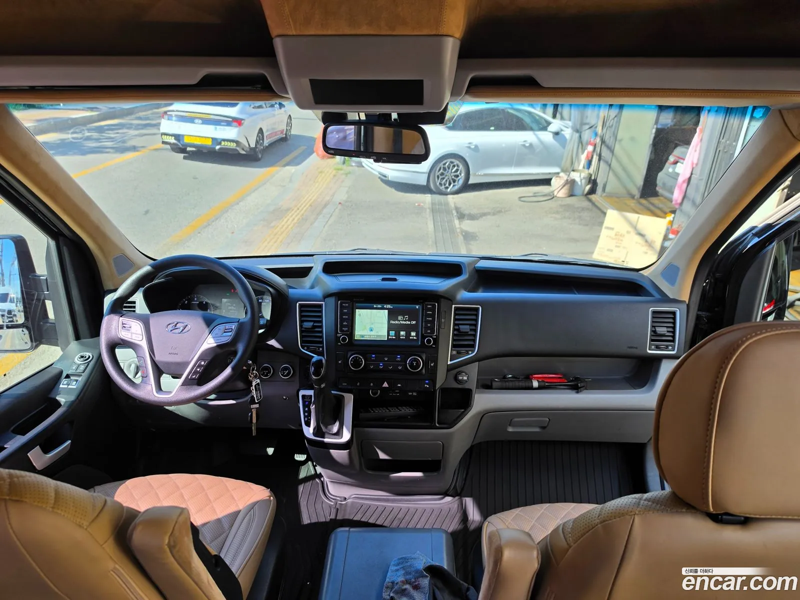 Hyundai Solati 2017 — 5