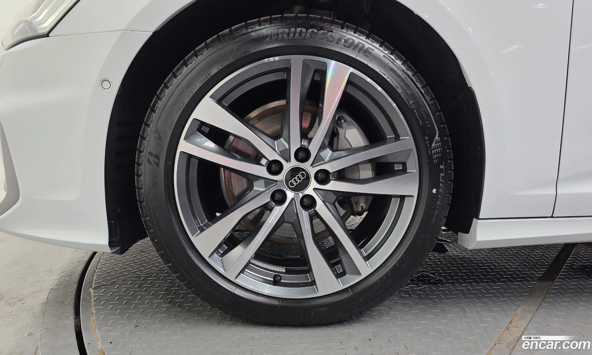 Audi A6 2023 WAUZZZF28PN063710 — 2