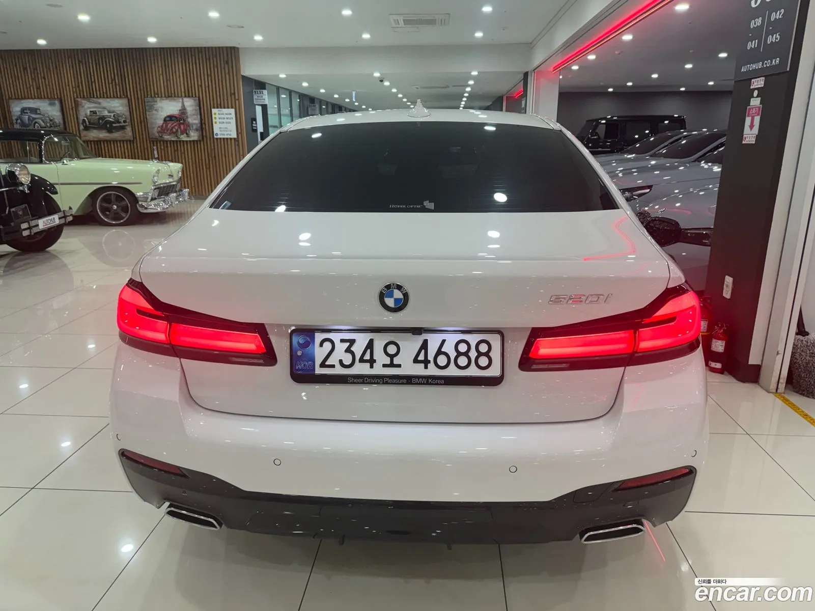 BMW 5 Series 2023 — 9
