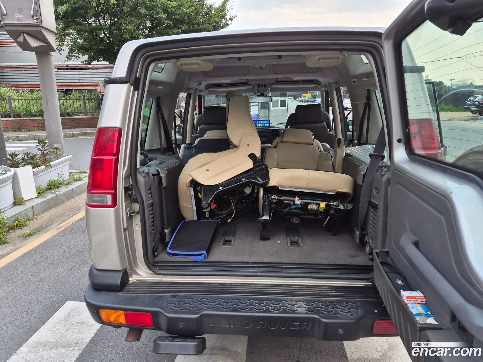 Land Rover Discovery 2 1999 — 13