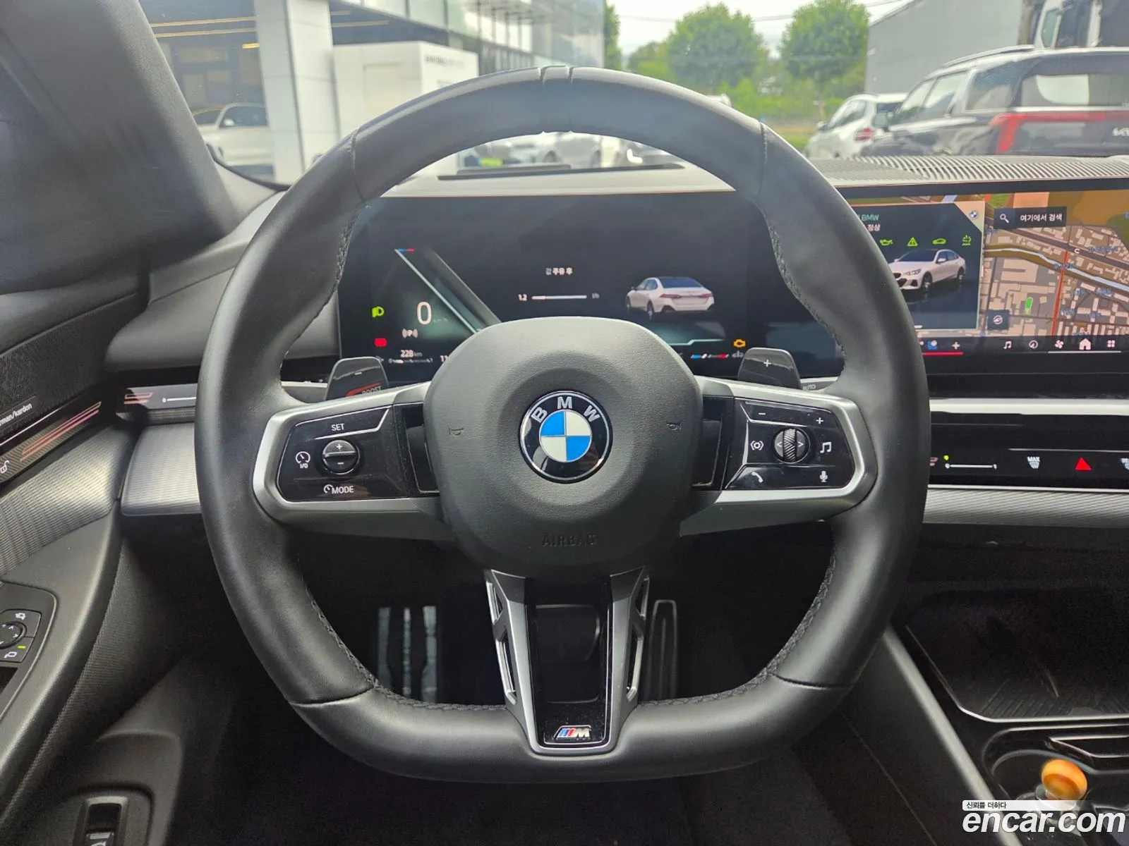 BMW 5 Series 2024 — 17