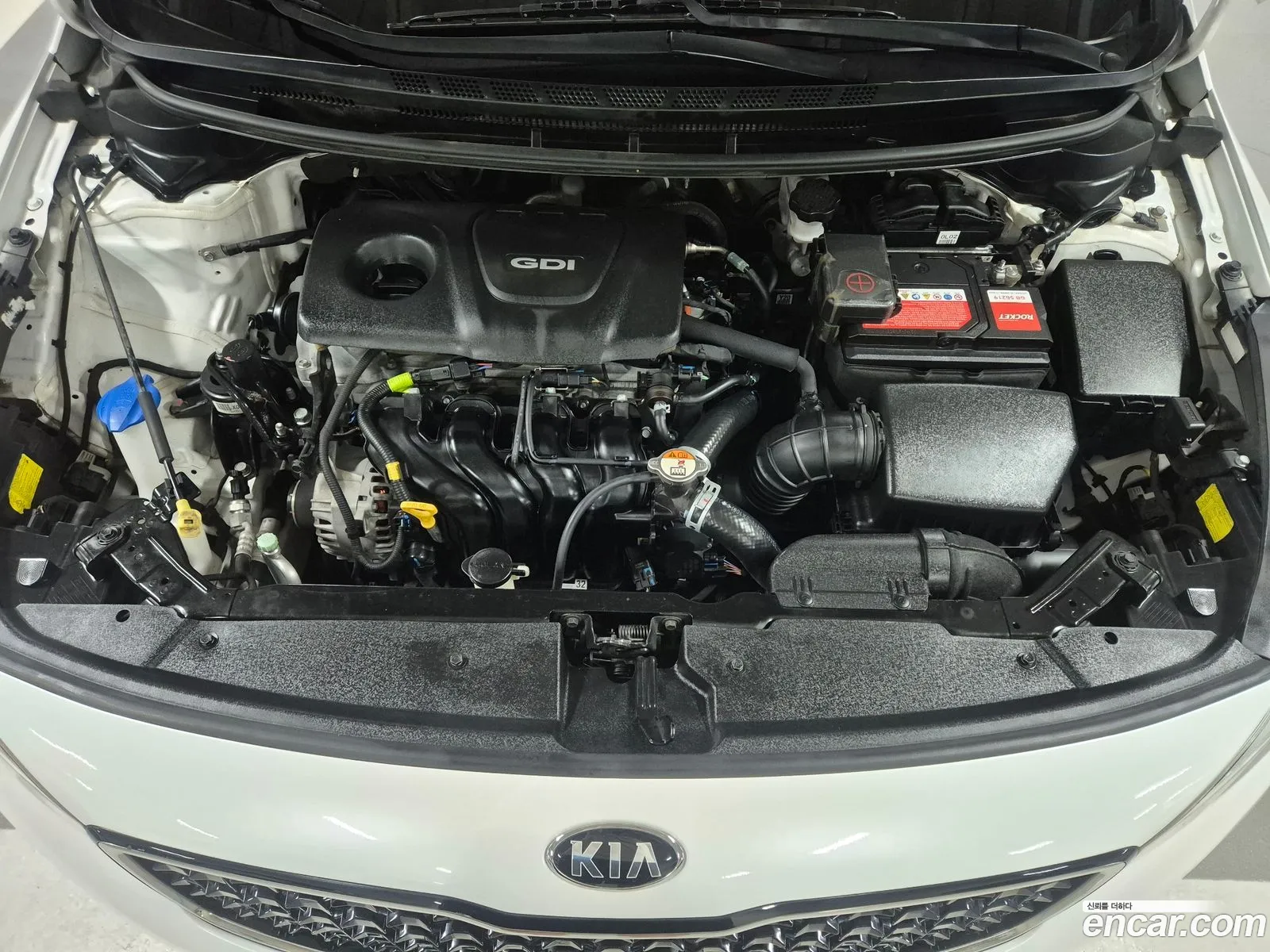 Kia K3 2017 — 14