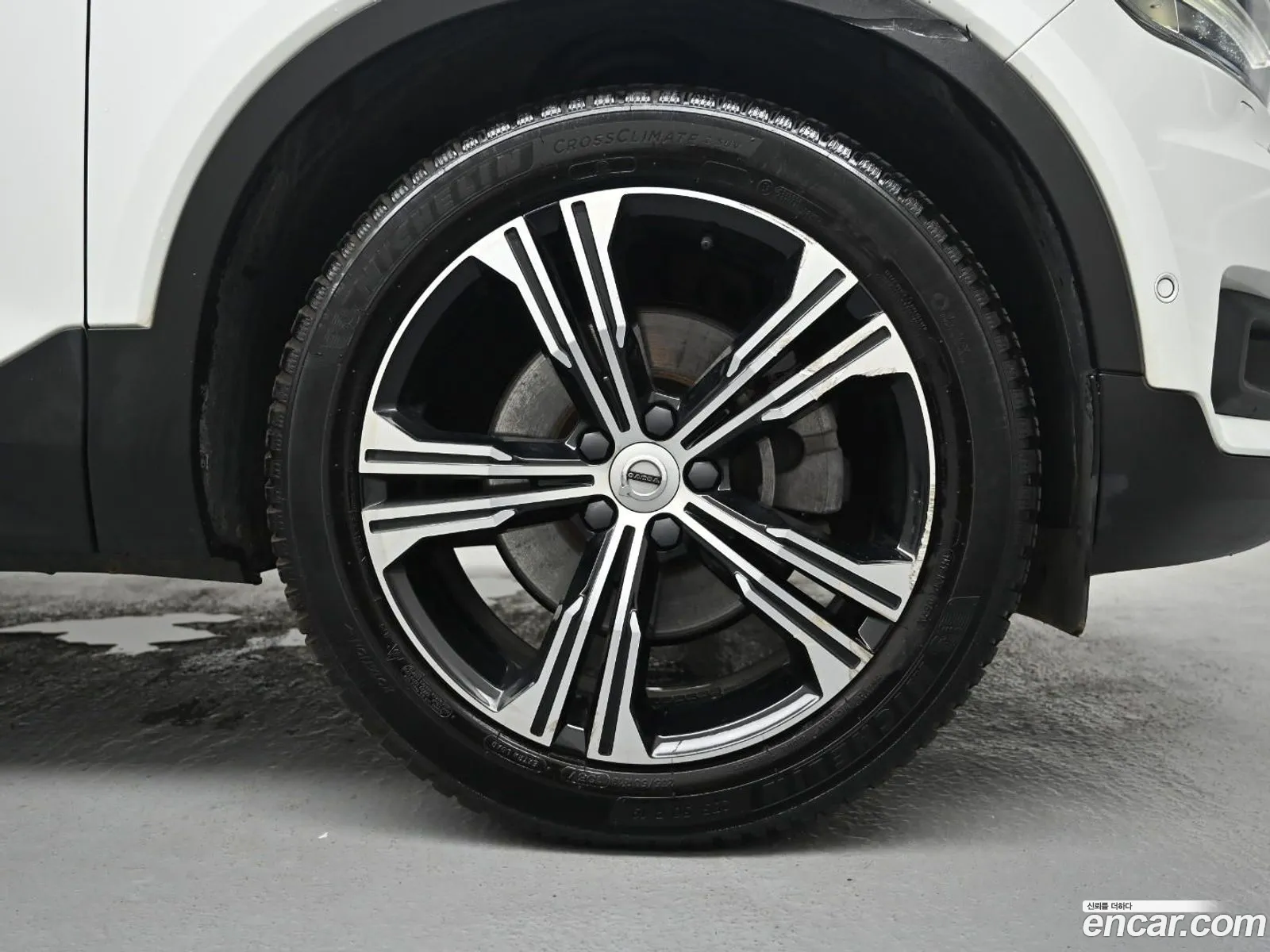Volvo XC40 2020 — 4