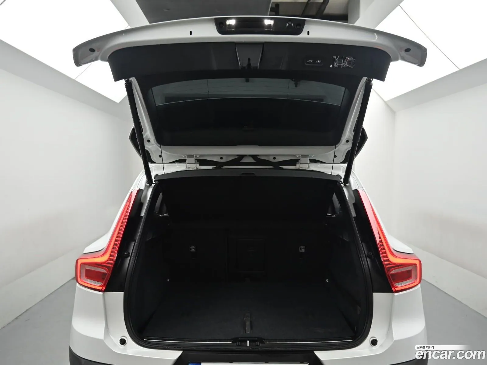Volvo XC40 2020 — 14