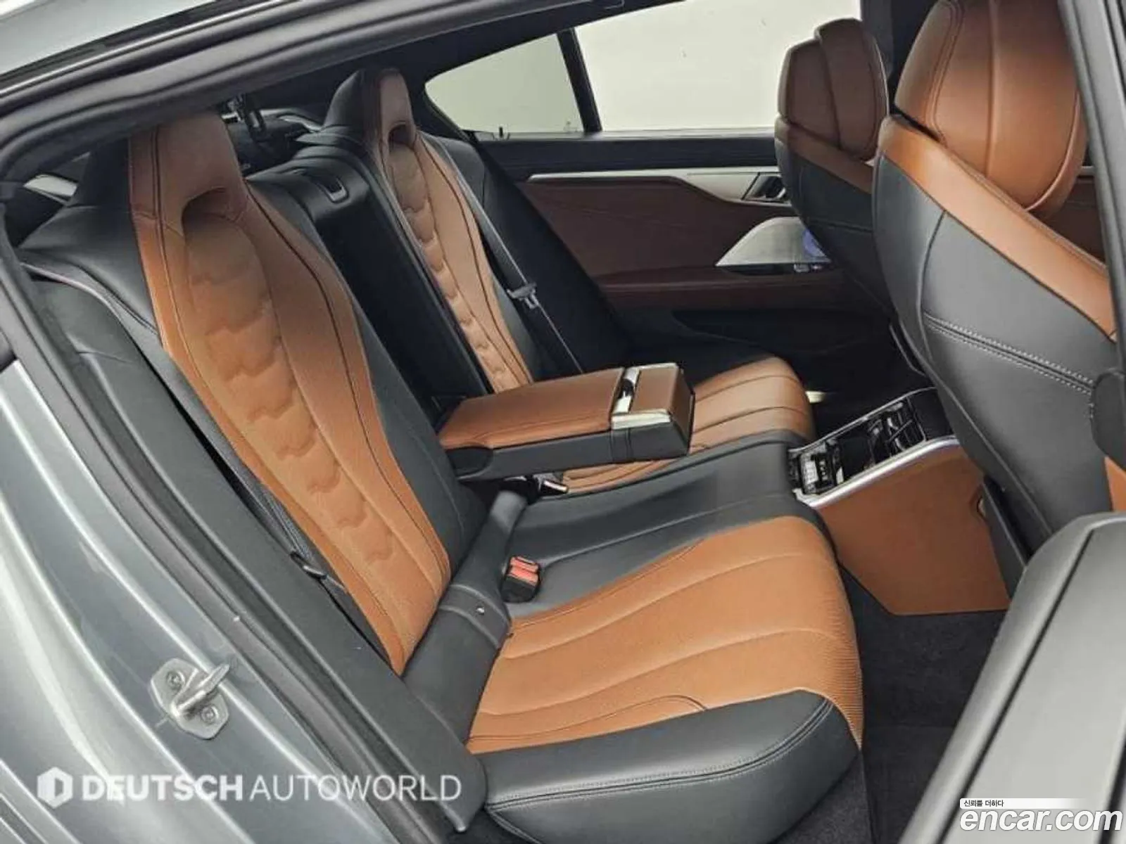 BMW 8 Series 2025 — 15