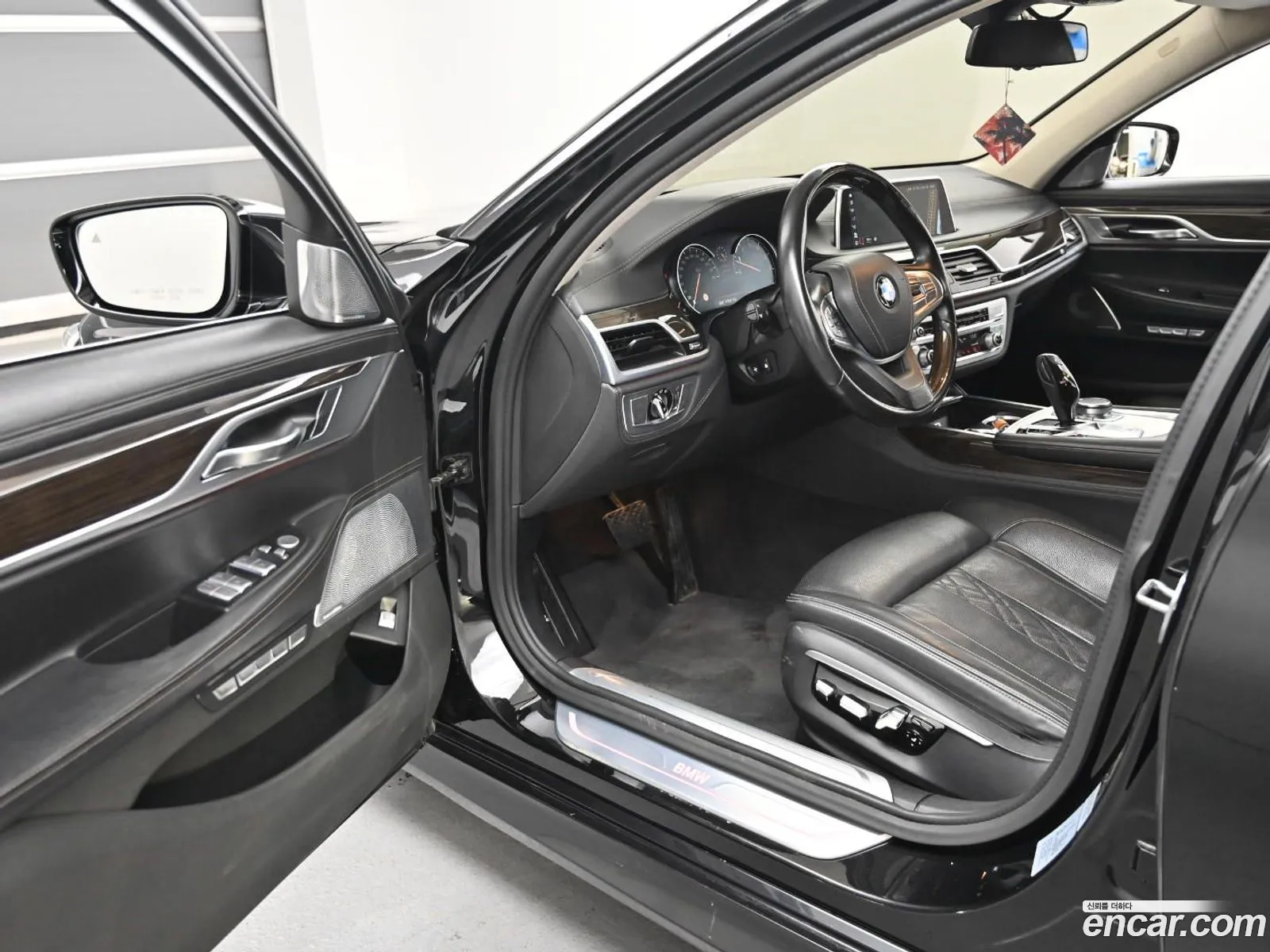 BMW 7 Series 2015 — 2