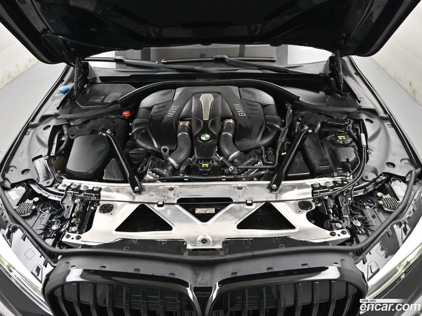 BMW 7 Series 2015 — 13