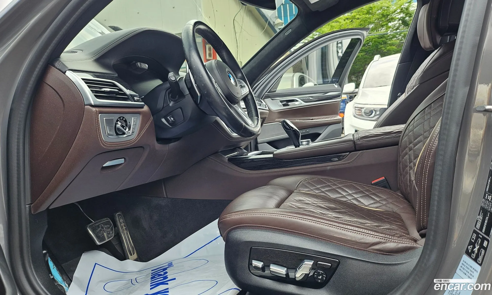 BMW 7 Series 2021 — 13