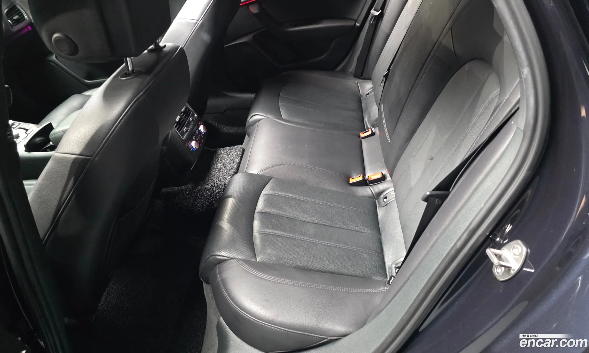 Audi A6 2018 WAUZZZ4G3JN102418 — 17