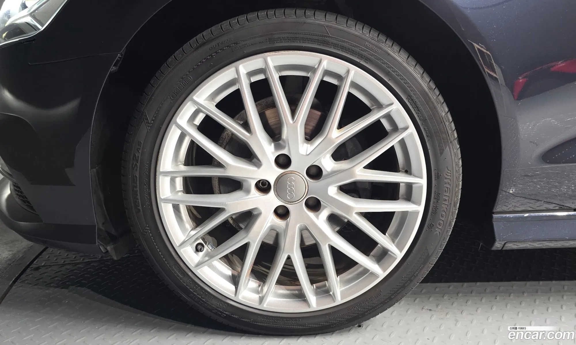 Audi A6 2018 WAUZZZ4G3JN102418 — 19