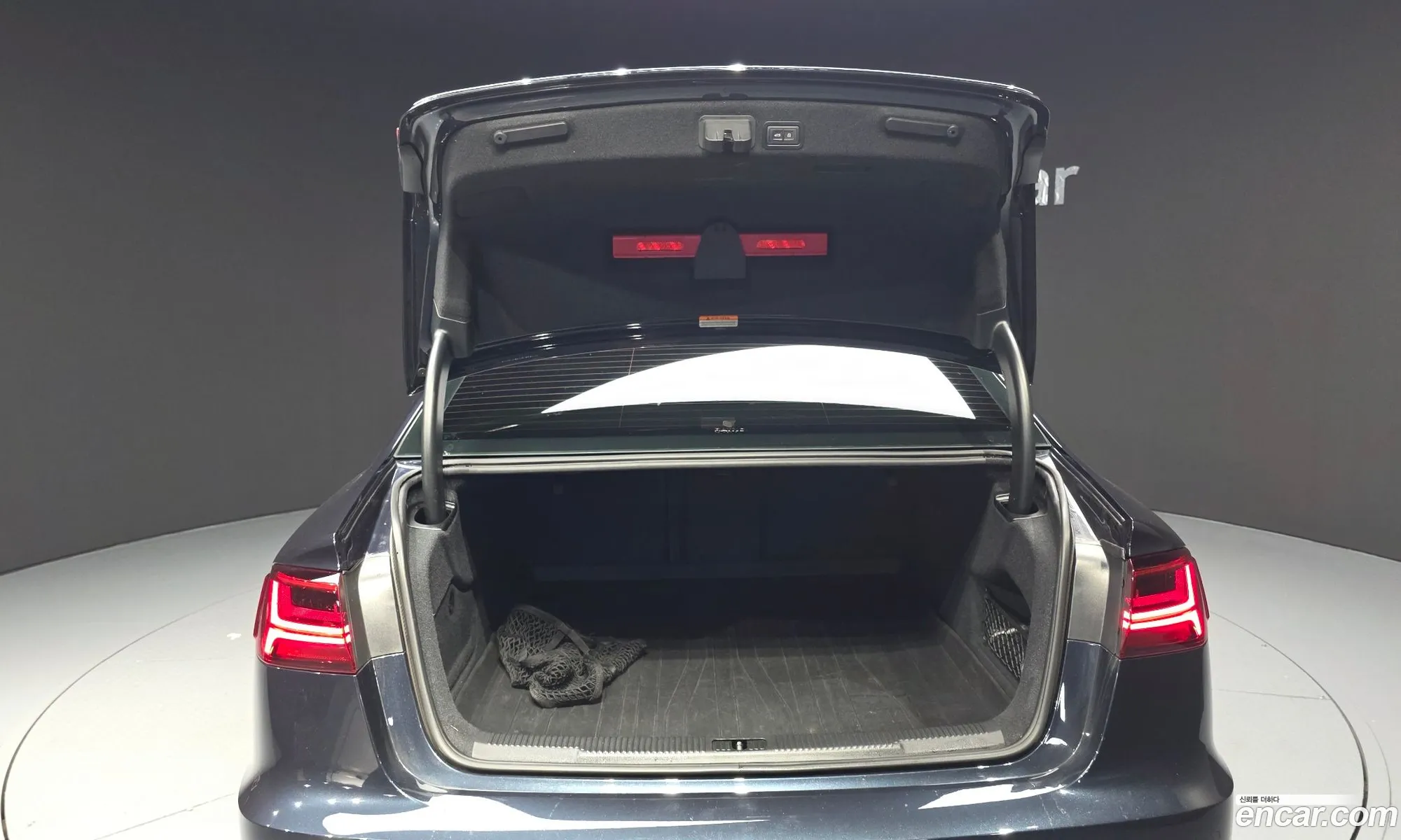 Audi A6 2018 WAUZZZ4G3JN102418 — 24