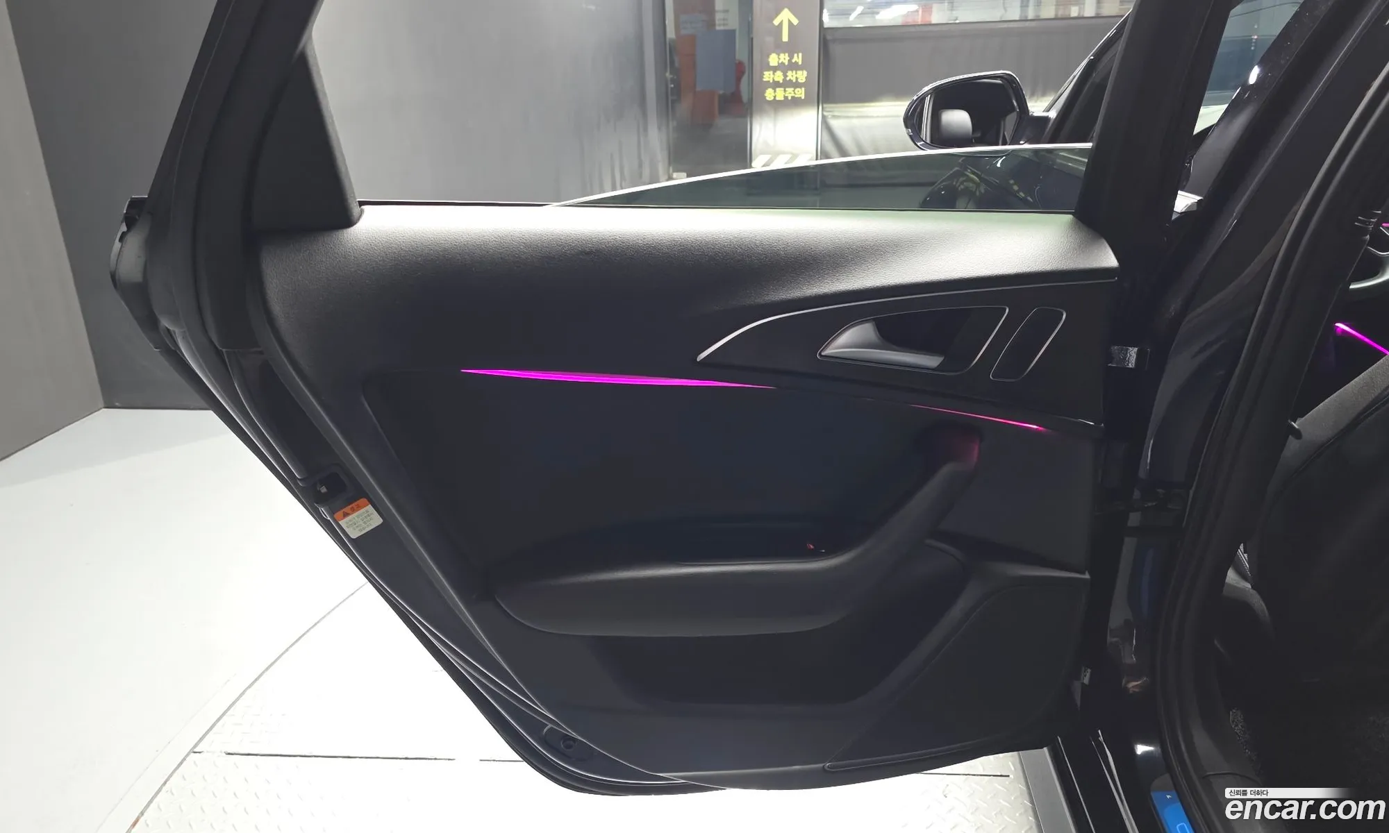 Audi A6 2018 WAUZZZ4G3JN102418 — 10
