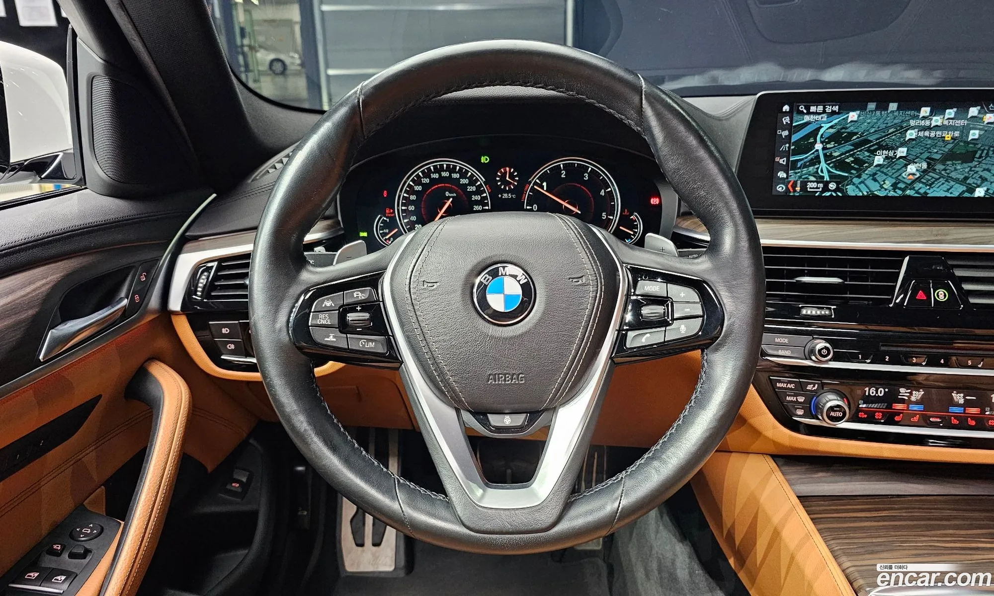 BMW 5 Series 2017 — 13