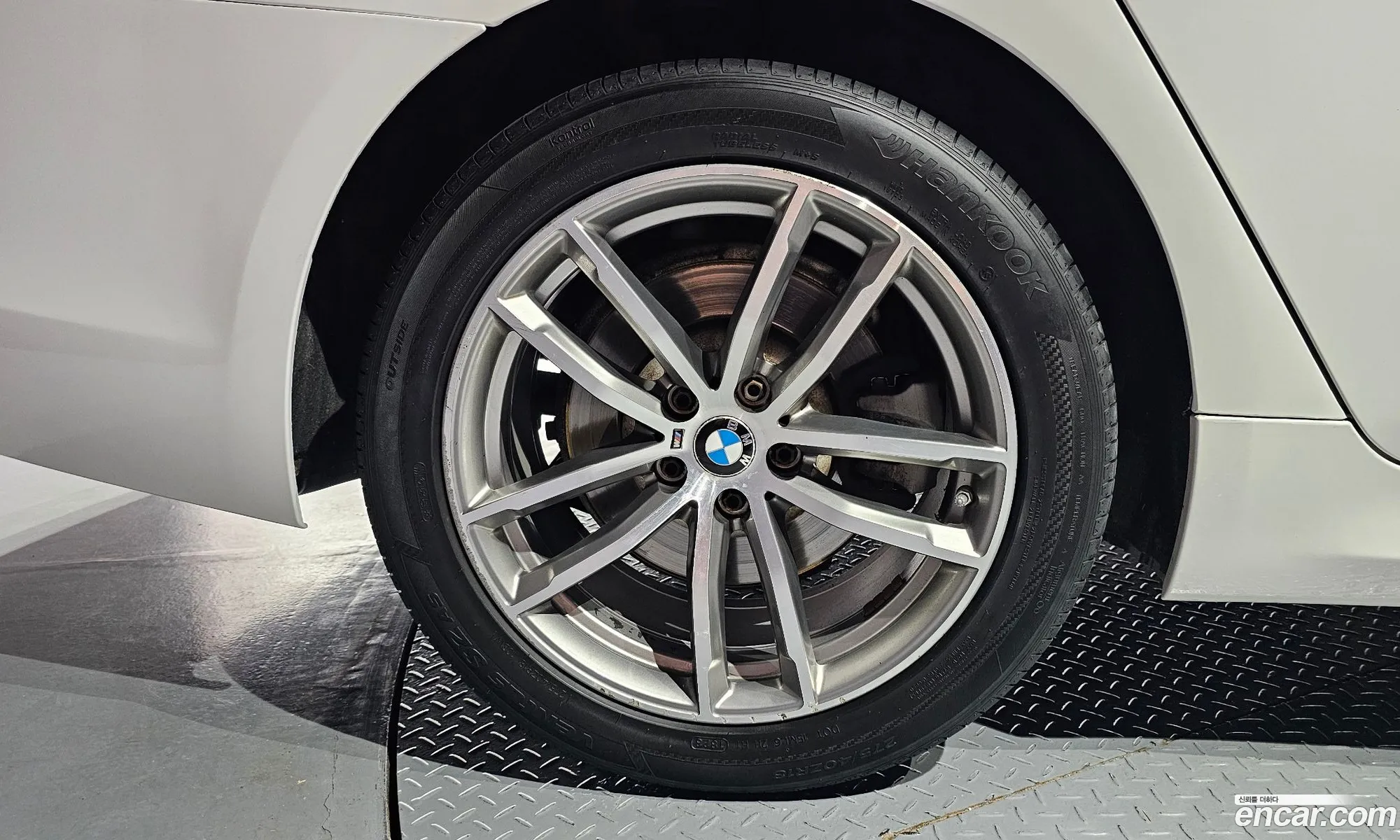 BMW 5 Series 2017 — 20
