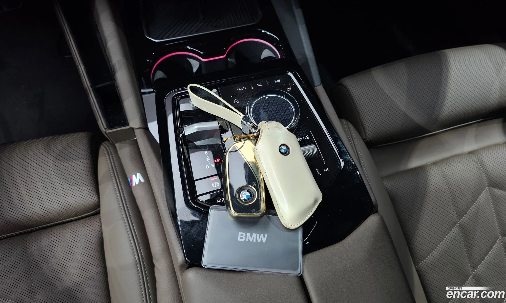 BMW 5 Series 2025 WBA21FJ05SCU80042 — 30