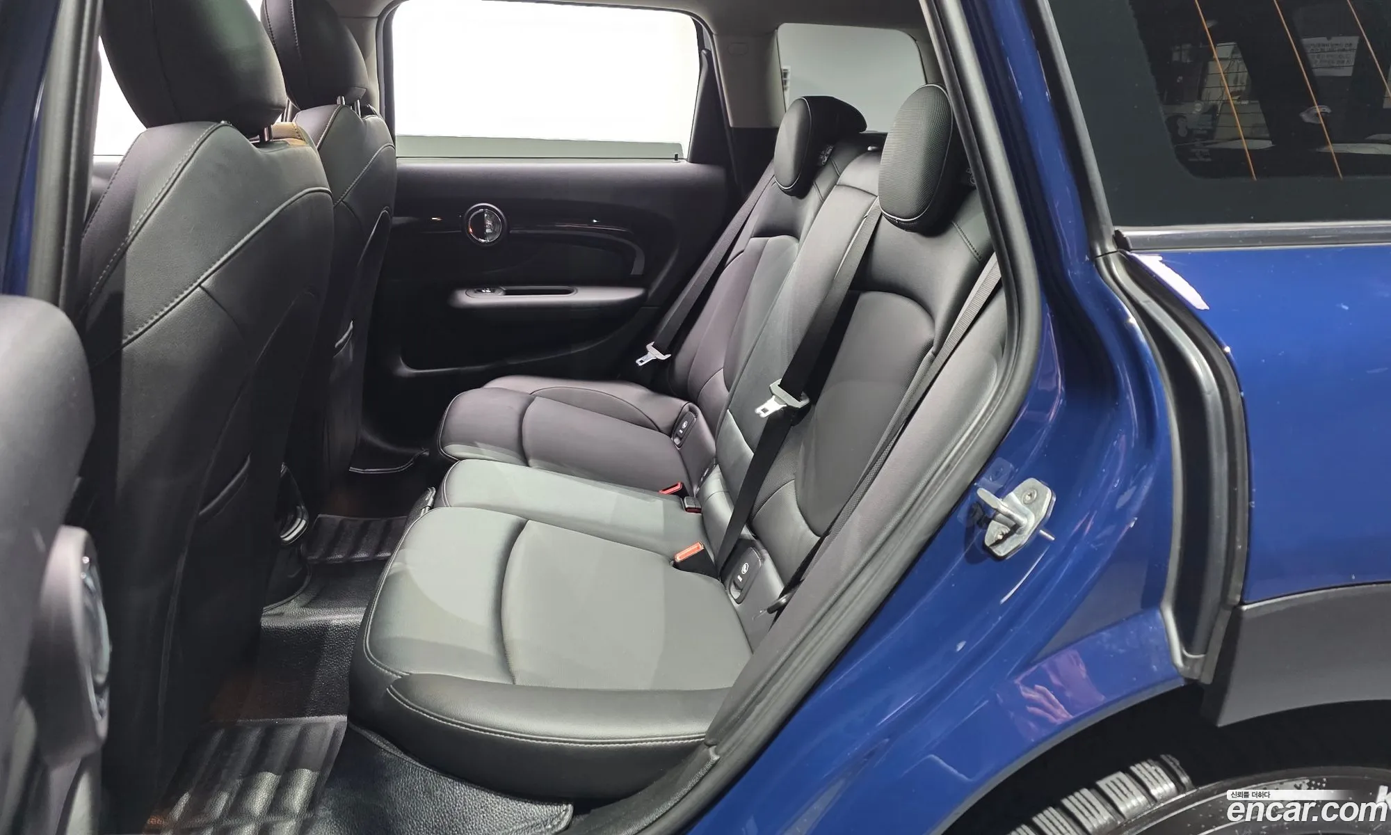 Mini Cooper Clubman 2017 WMWLN5103H2F17903 — 17