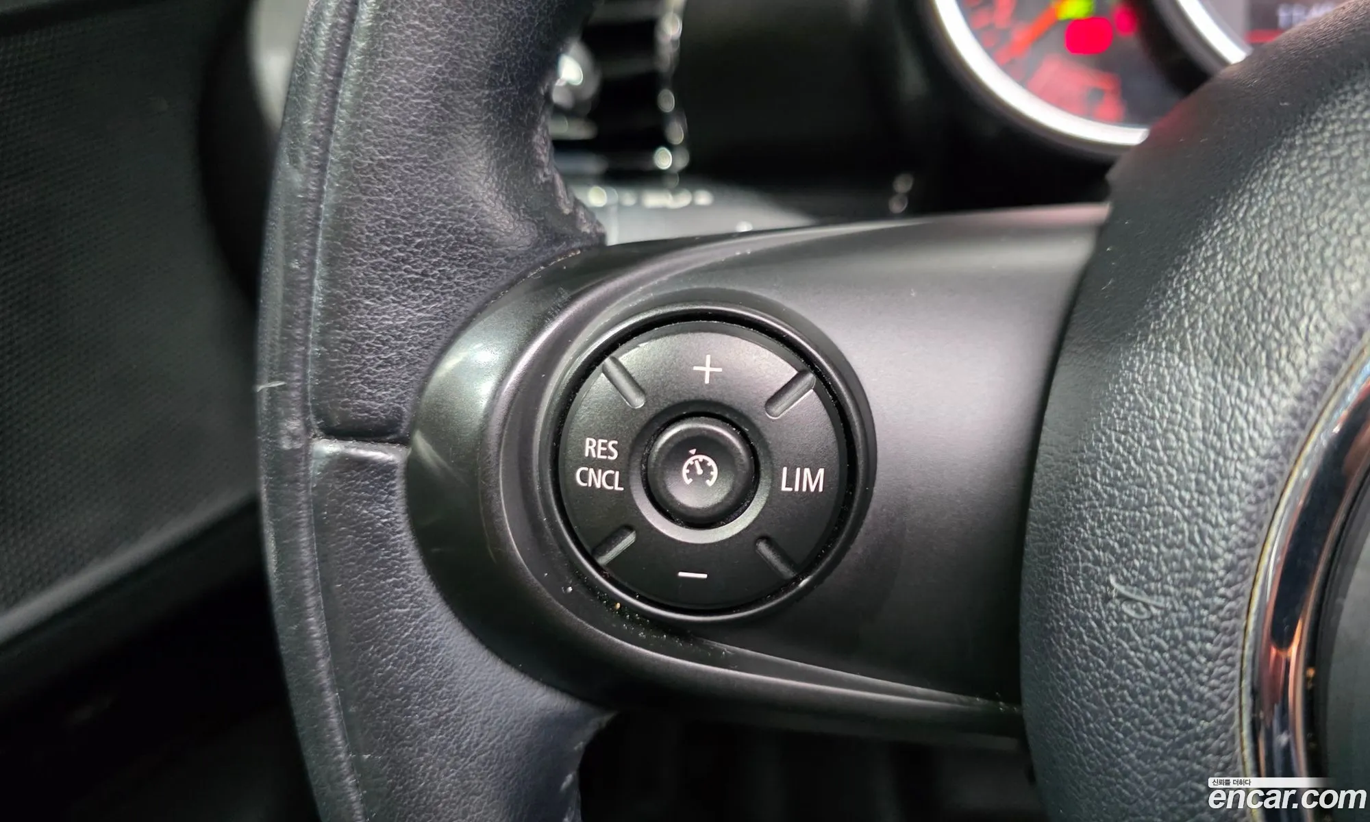 Mini Cooper Clubman 2017 WMWLN5103H2F17903 — 19
