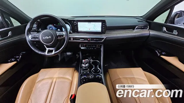 Kia K5 2023 — 4