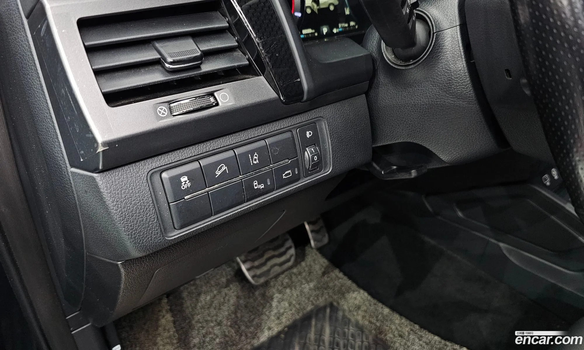 KG Mobility (SsangYong) Rexton Sports Khan 2021 — 14