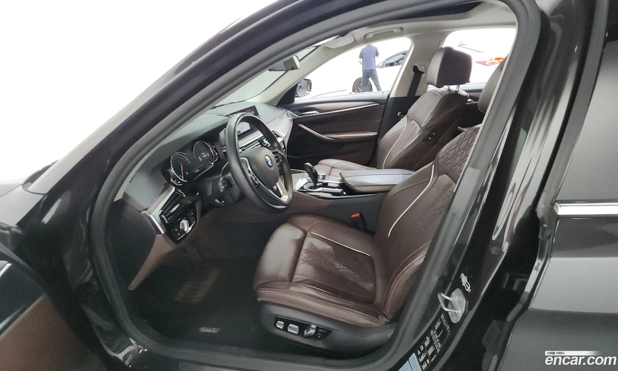 BMW 5 Series 2018 WBAJC510XJWE55671 — 13