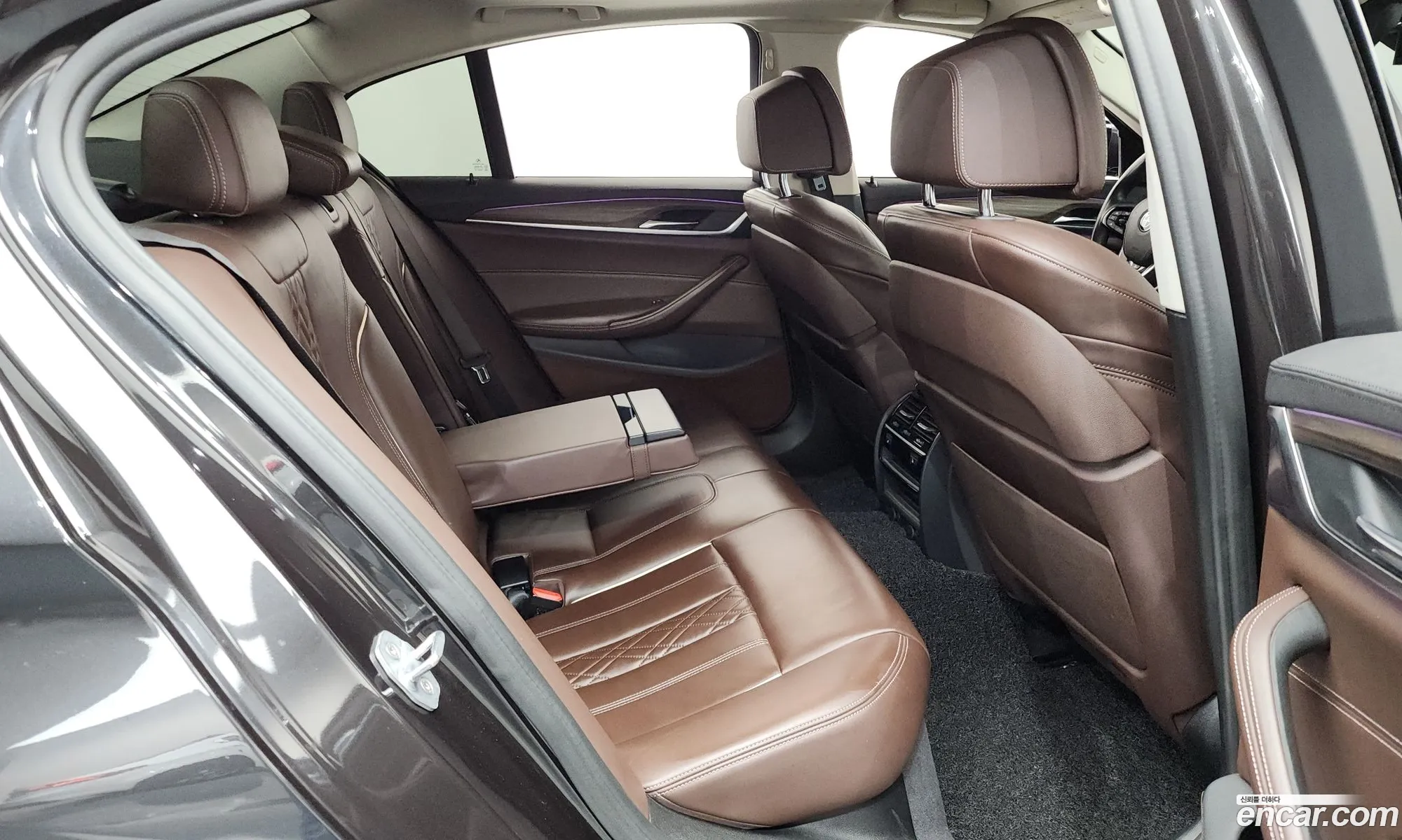 BMW 5 Series 2018 WBAJC510XJWE55671 — 16